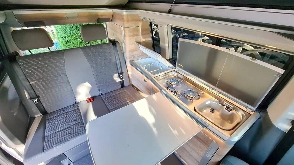 Volkswagen T6.1 California Ocean