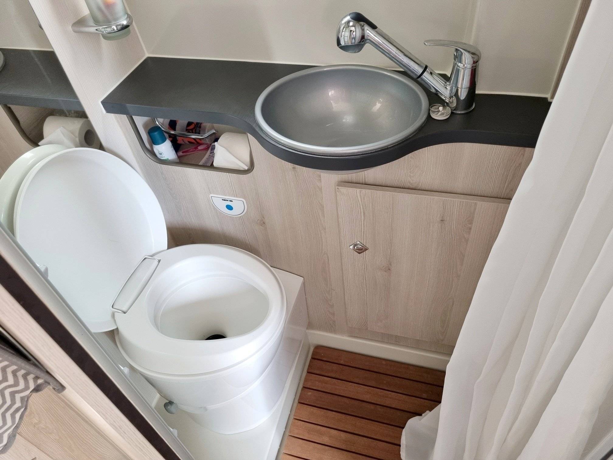 Font Vendôme Leader Van Duo