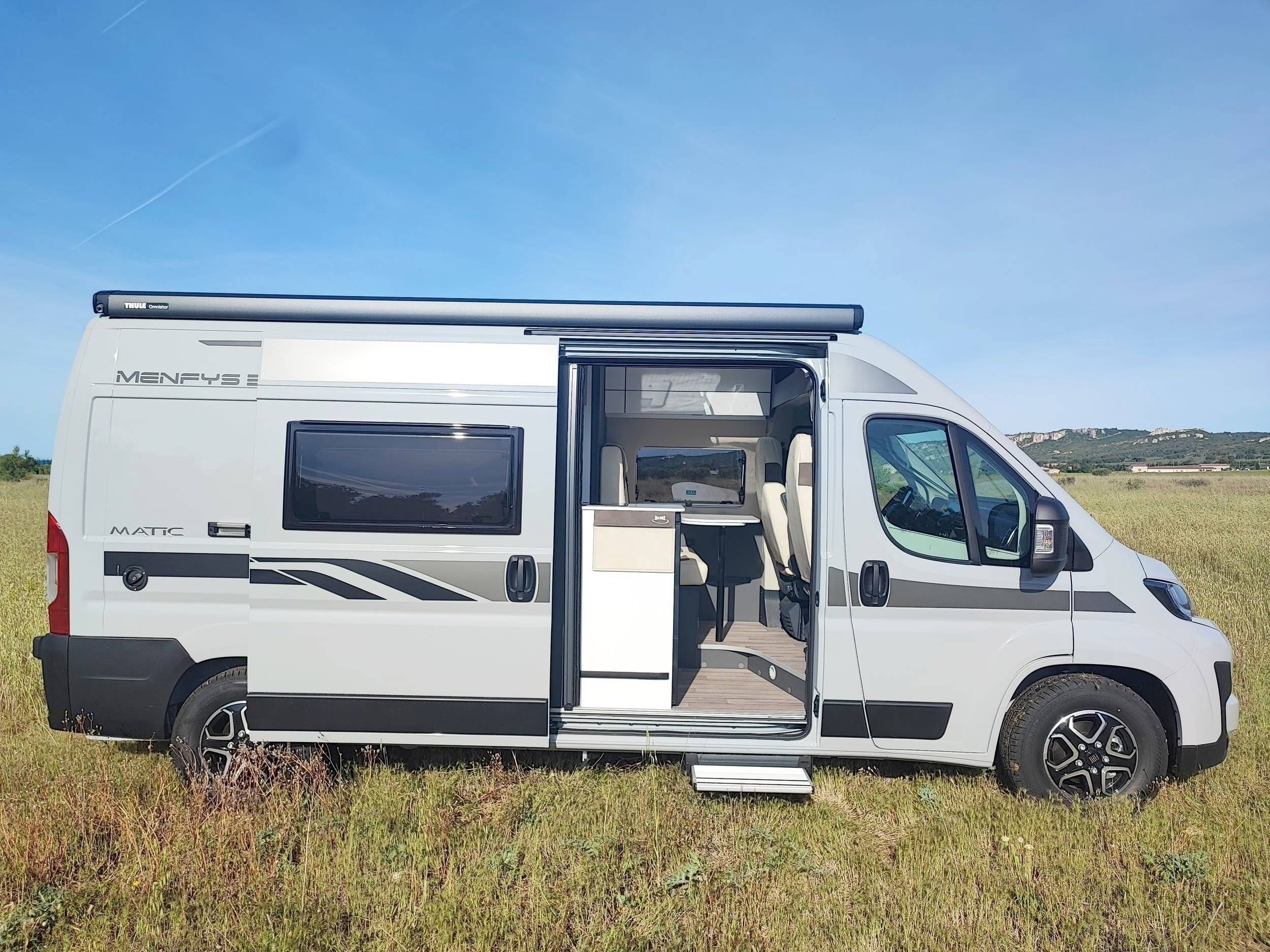 Mclouis Van 3 Luxe Edtion