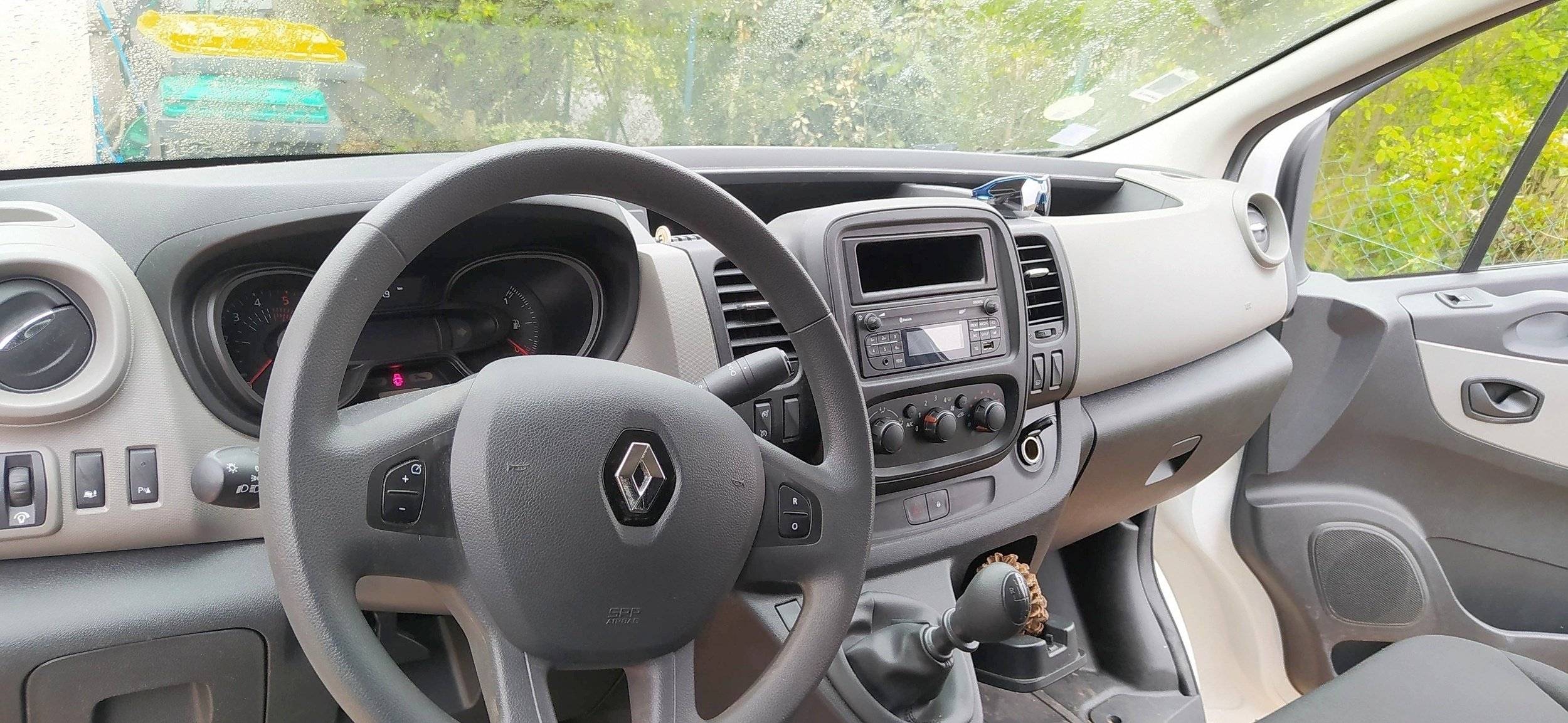 Cabina di guida Renault Renault Trafic - Yescapa