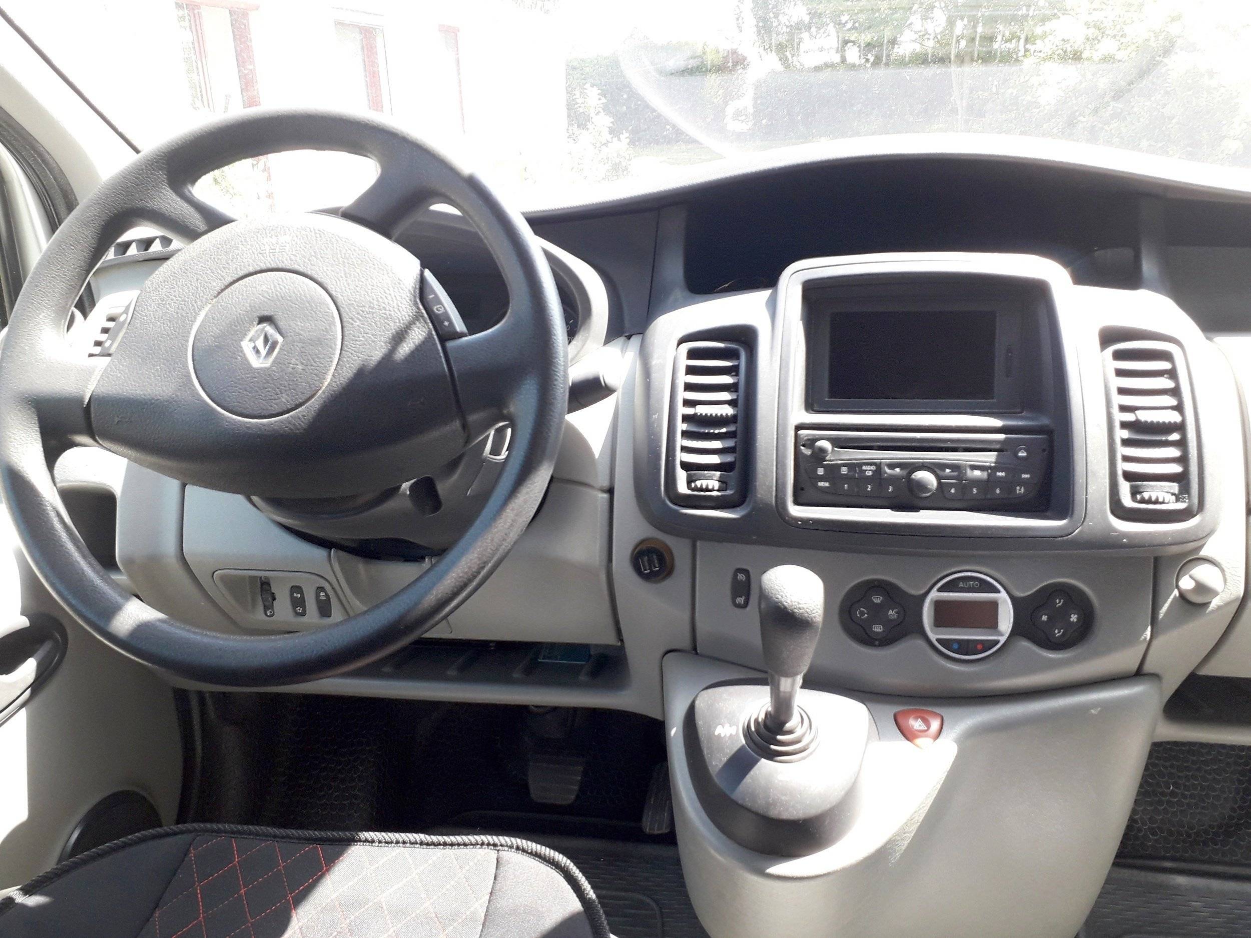 Renault Trafic 2,5 l 150 ch