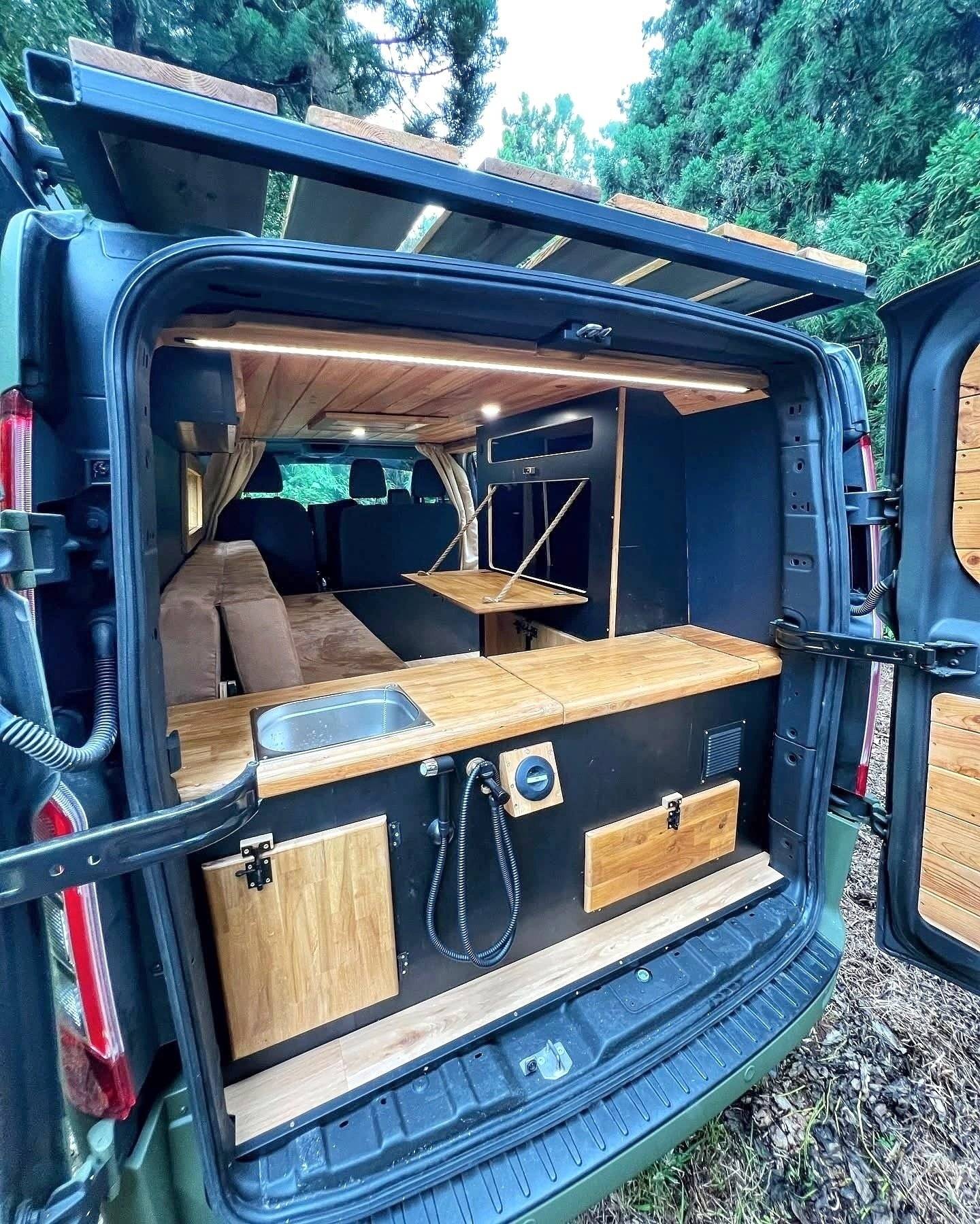 Concept Van Loisirs Transit Custom 2,0 l 130 ch