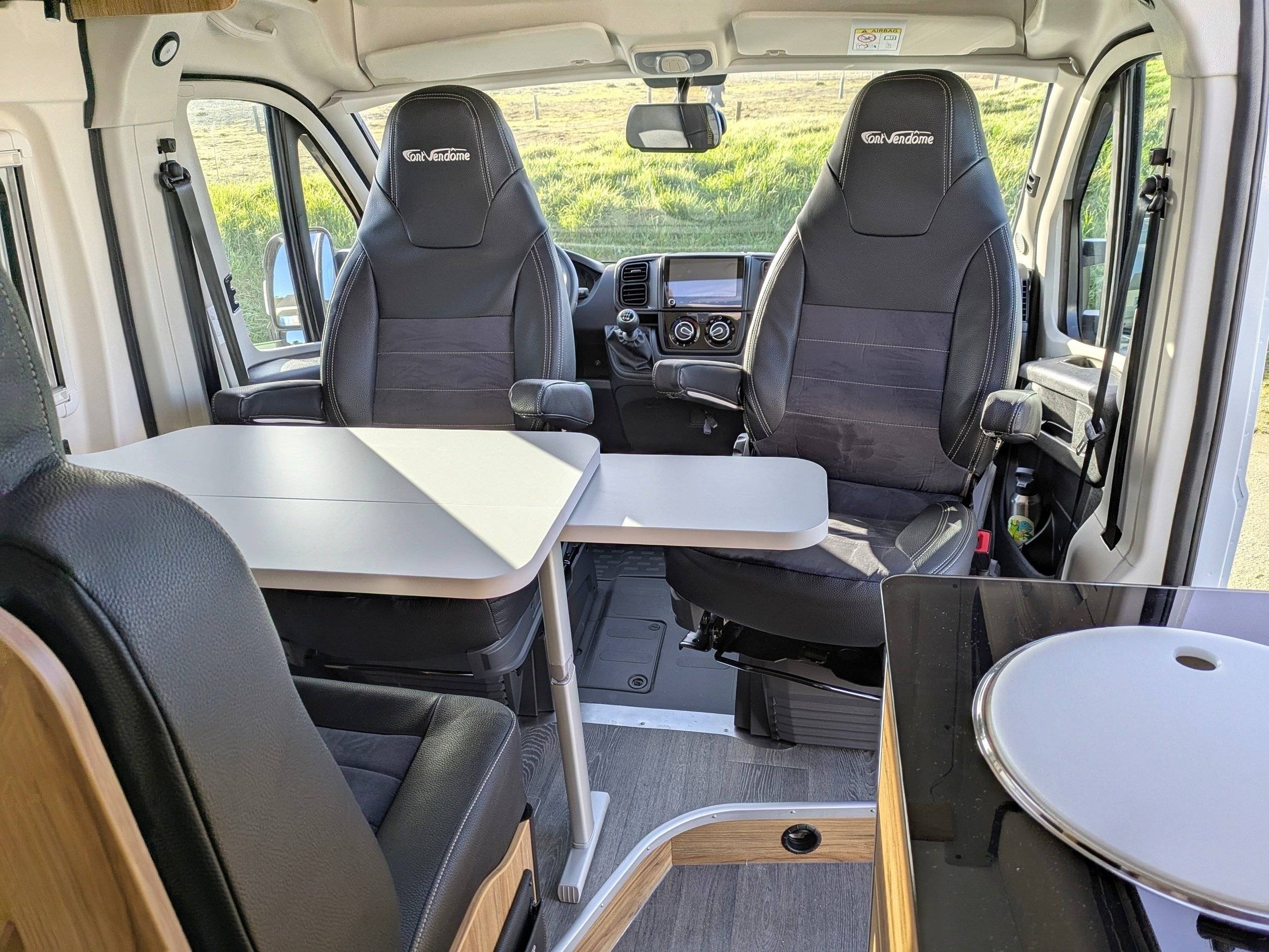 Font Vendôme Leader Camp