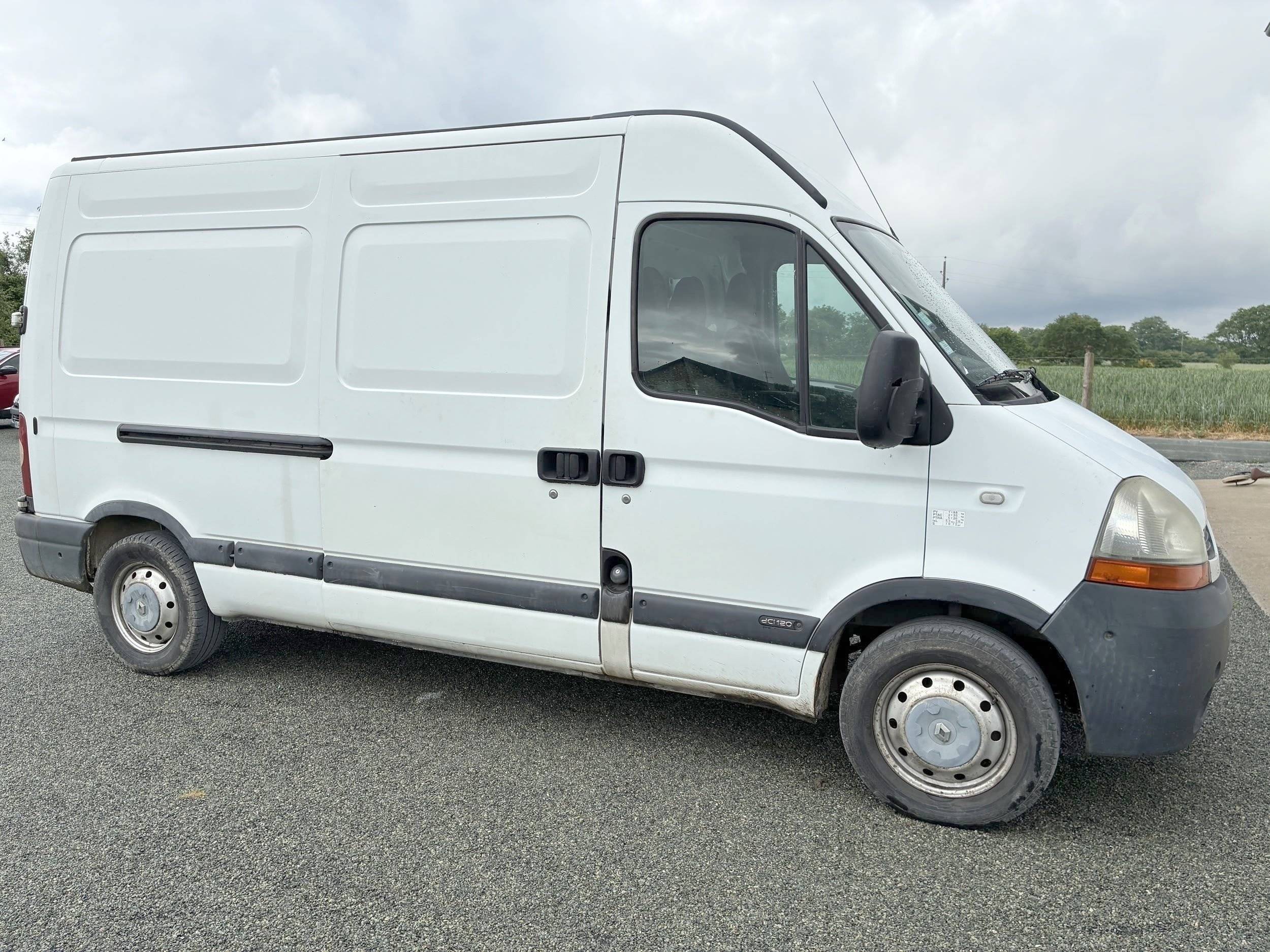 Renault Master 2,5 l dCi 120