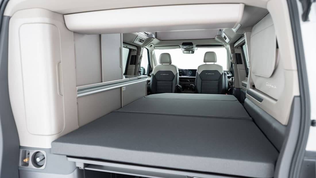Plazas en cama VW Sunrise Suite - Yescapa