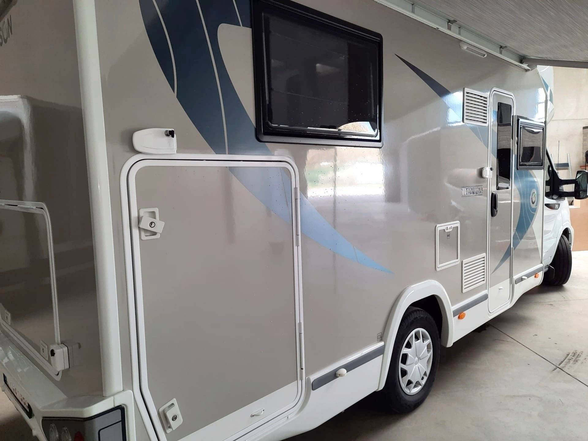Chausson Titanium 708