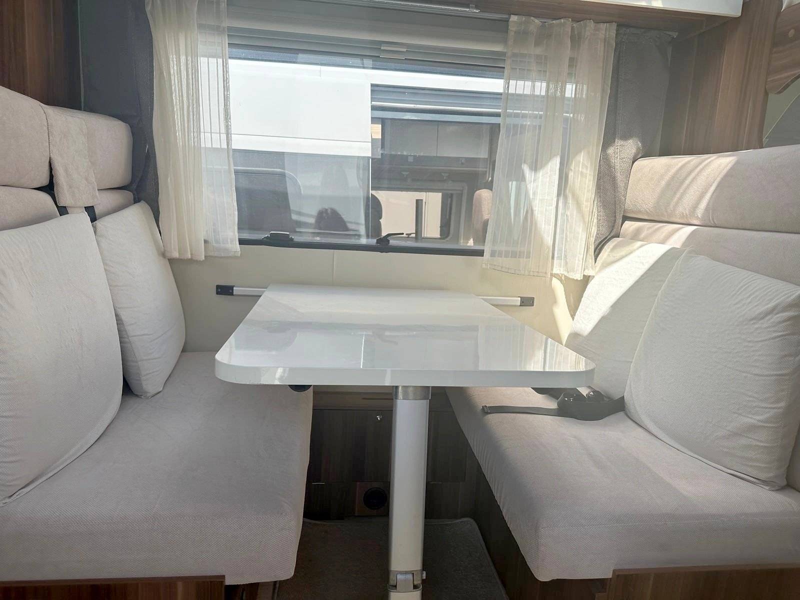 Coin repas Fiat Ducato 2,3 l Multijet 130 ch. - Yescapa