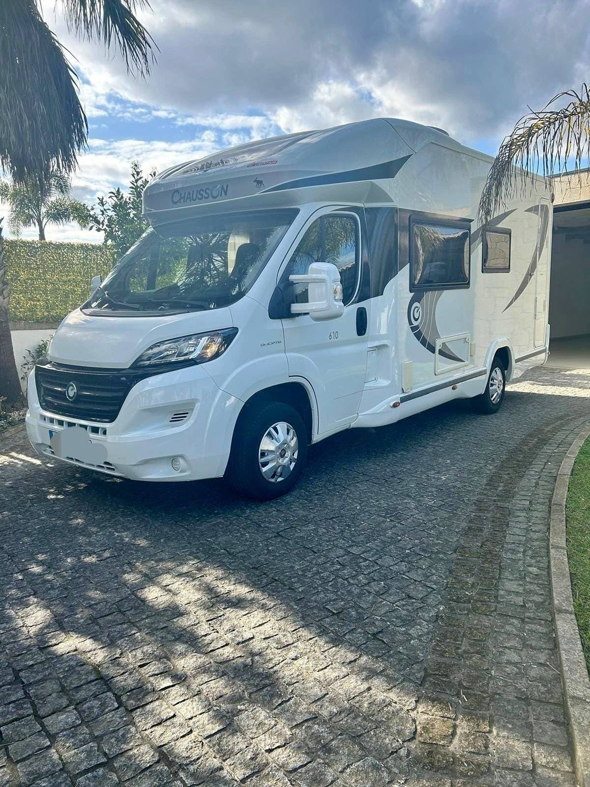 Chausson 2,3 l 130 ch.