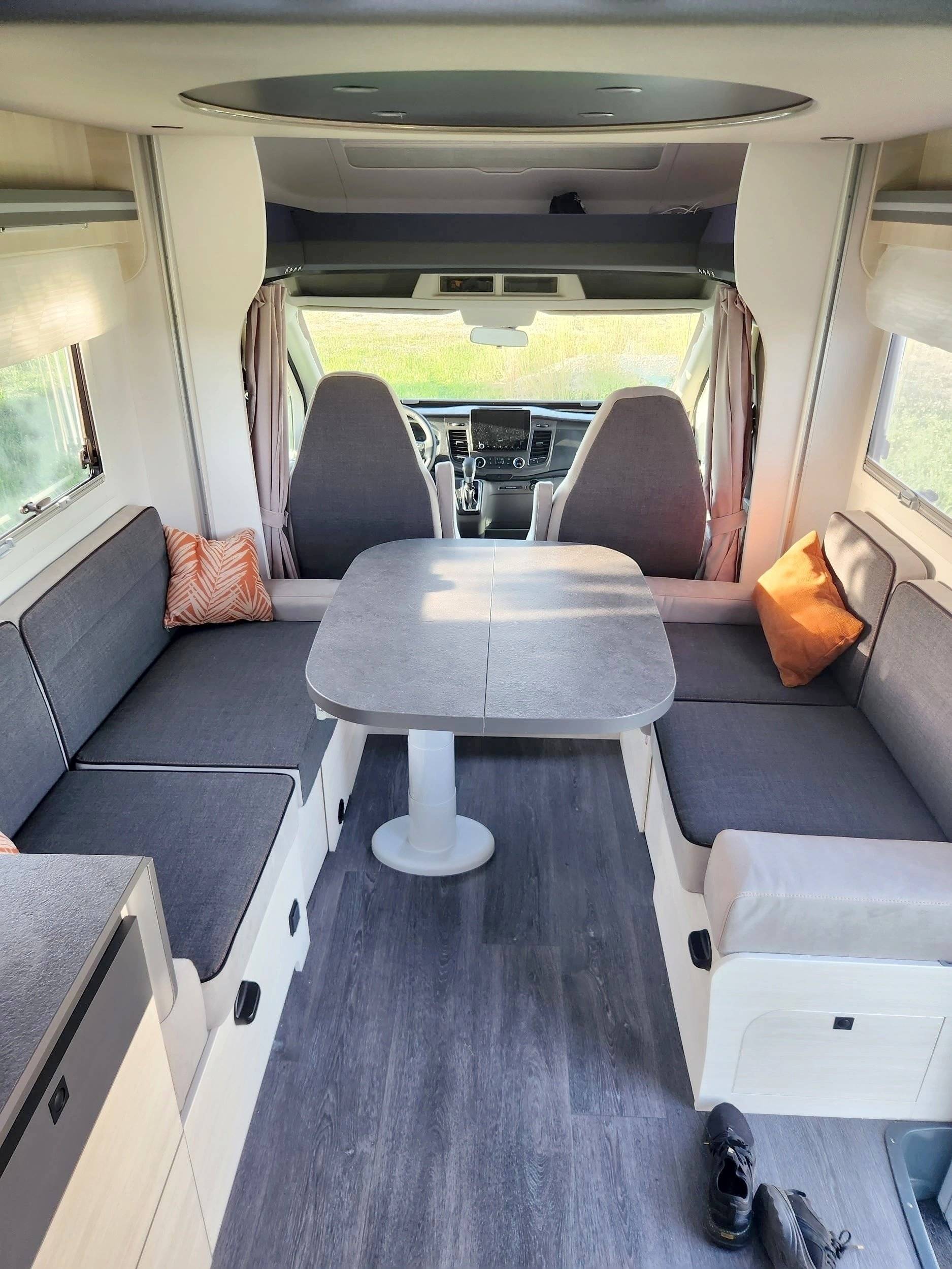 Challenger 380 GRAPHITE