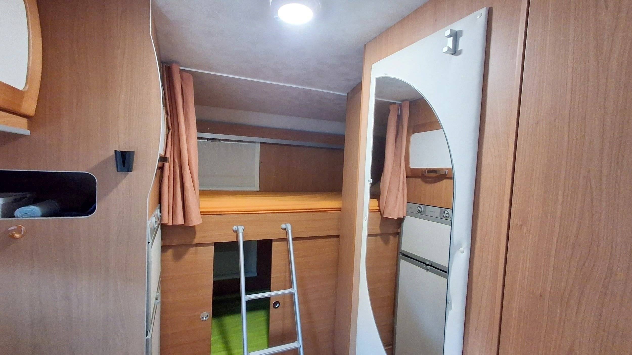 Berth Fiat Ducato 2,3 l Multijet 130 ch. - Yescapa