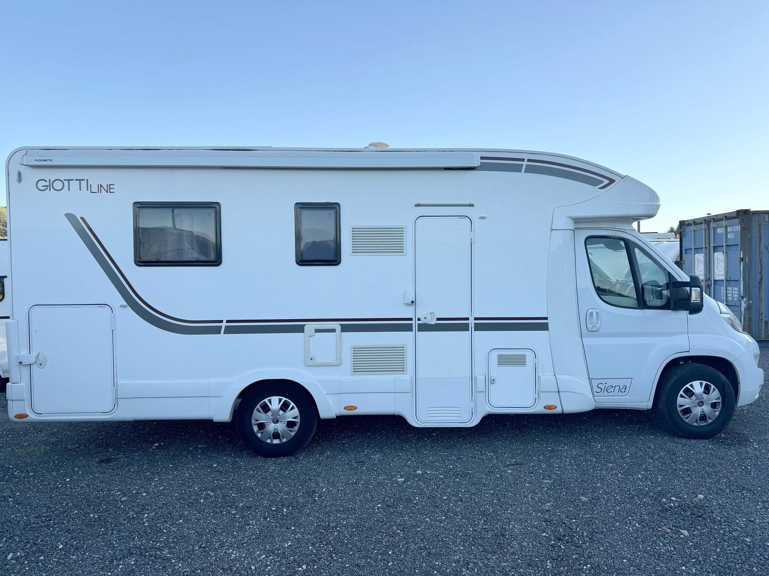 Giottiline SIENA 390 CAMA ISLA PERFILADA 5 PLAZAS Nº 4