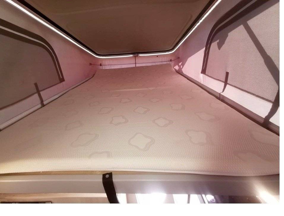 Berth Renault Renault trafic cm font t vendome - Yescapa