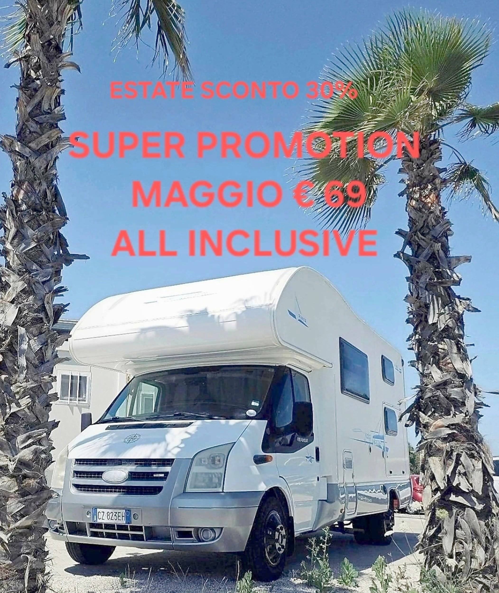 schräge Vorderansicht Ford FORD TRANSIT 140CV - Yescapa