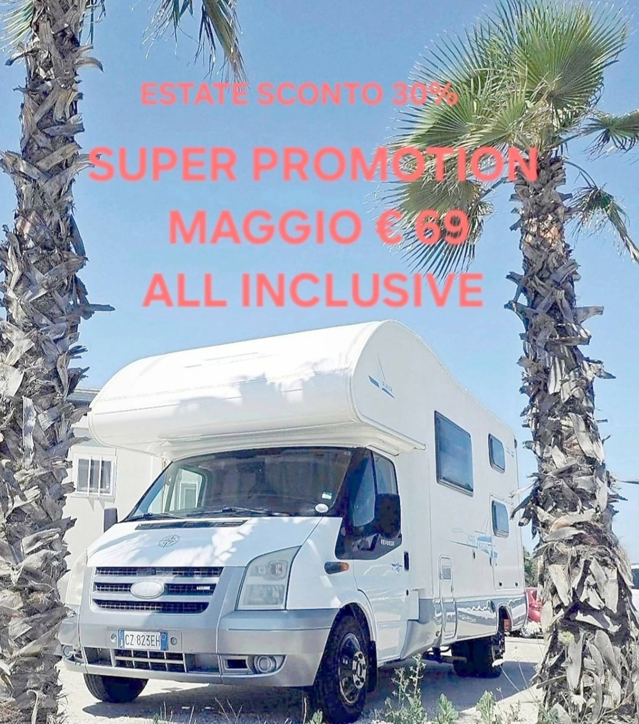 Vista del vehículo ángulo delantero Ford FORD TRANSIT 140CV - Yescapa