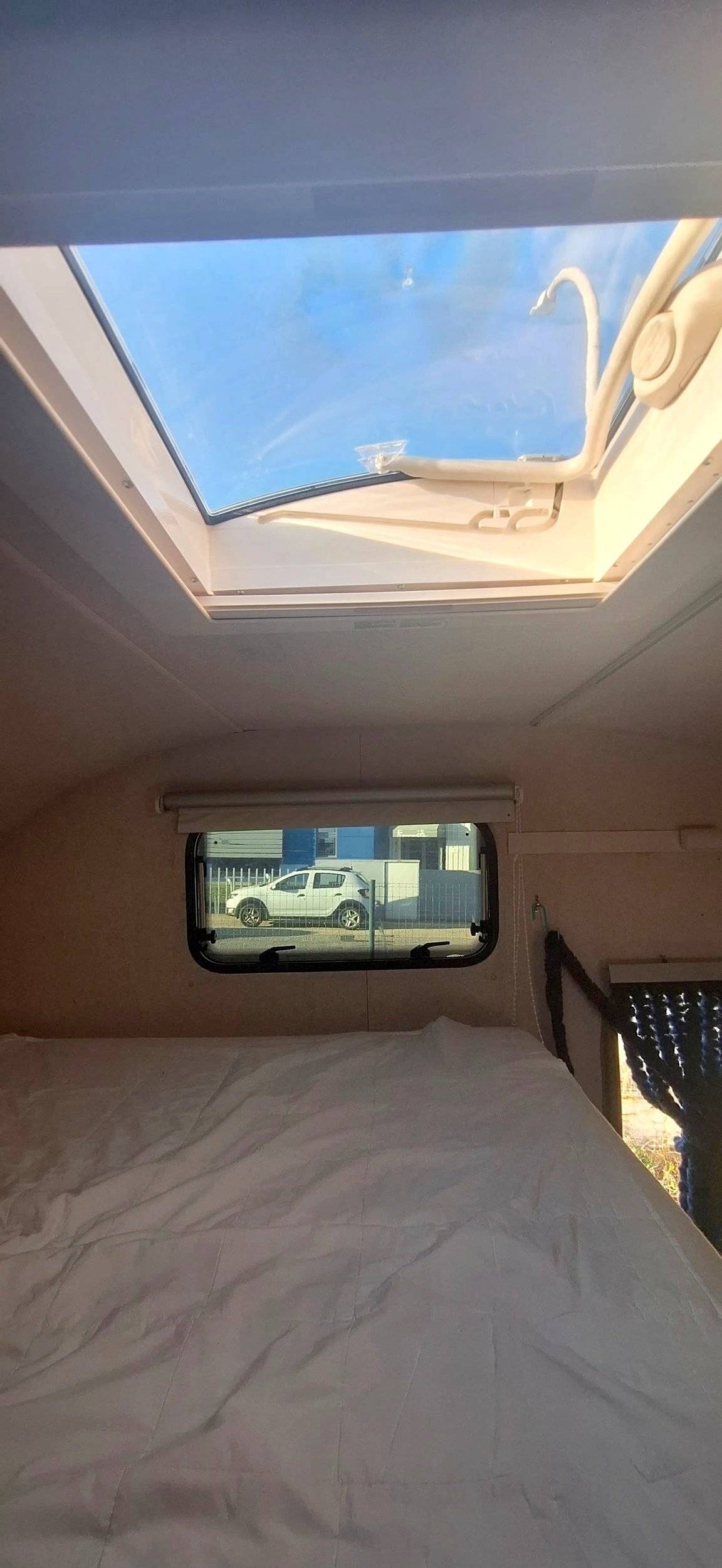 Plazas en cama Fiat FIAT DUCATO 14 2.8JTD - Yescapa