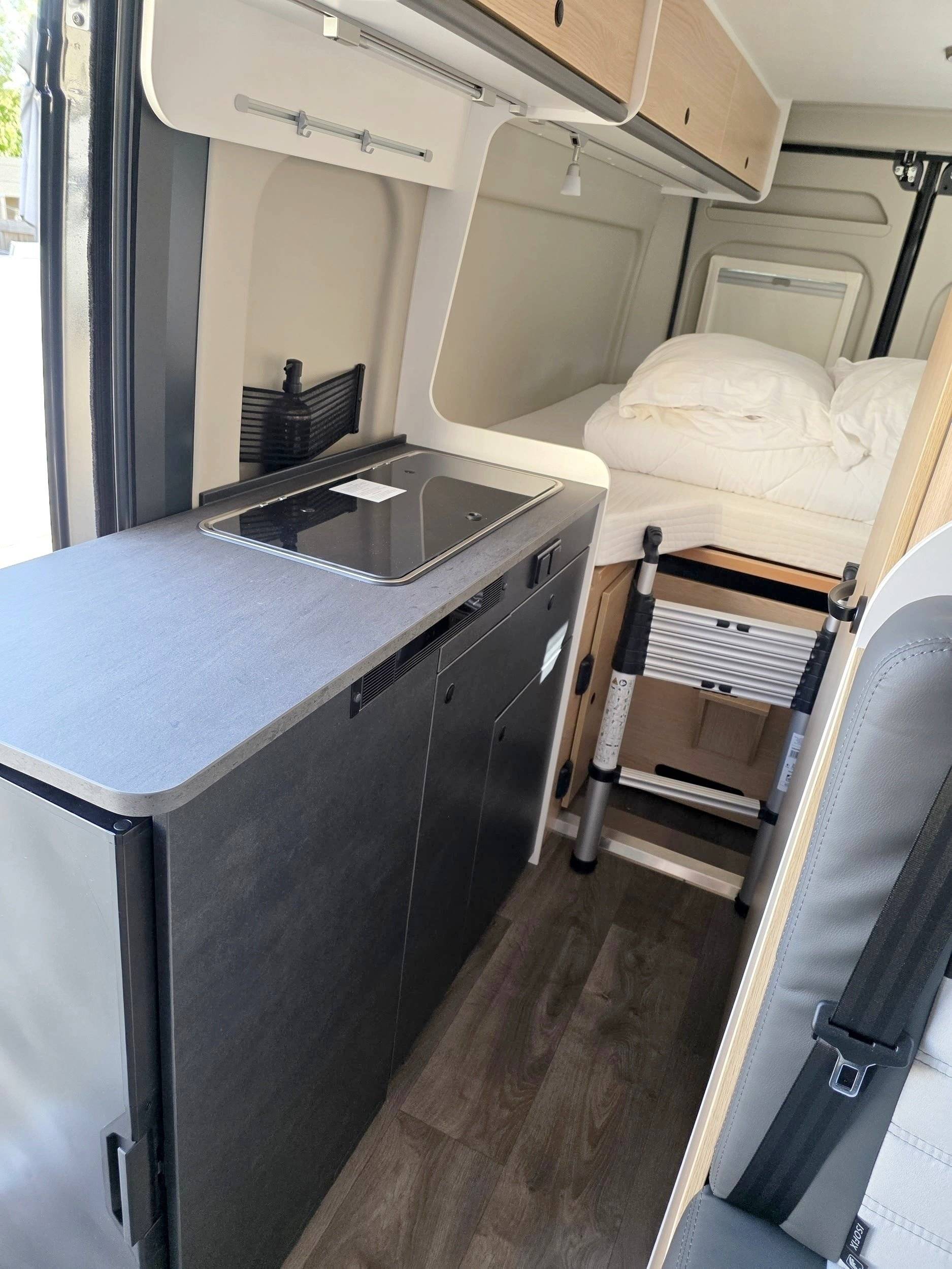 Sunlight SUNLIGHT CLIFF 640 ADVENTURE EDITION