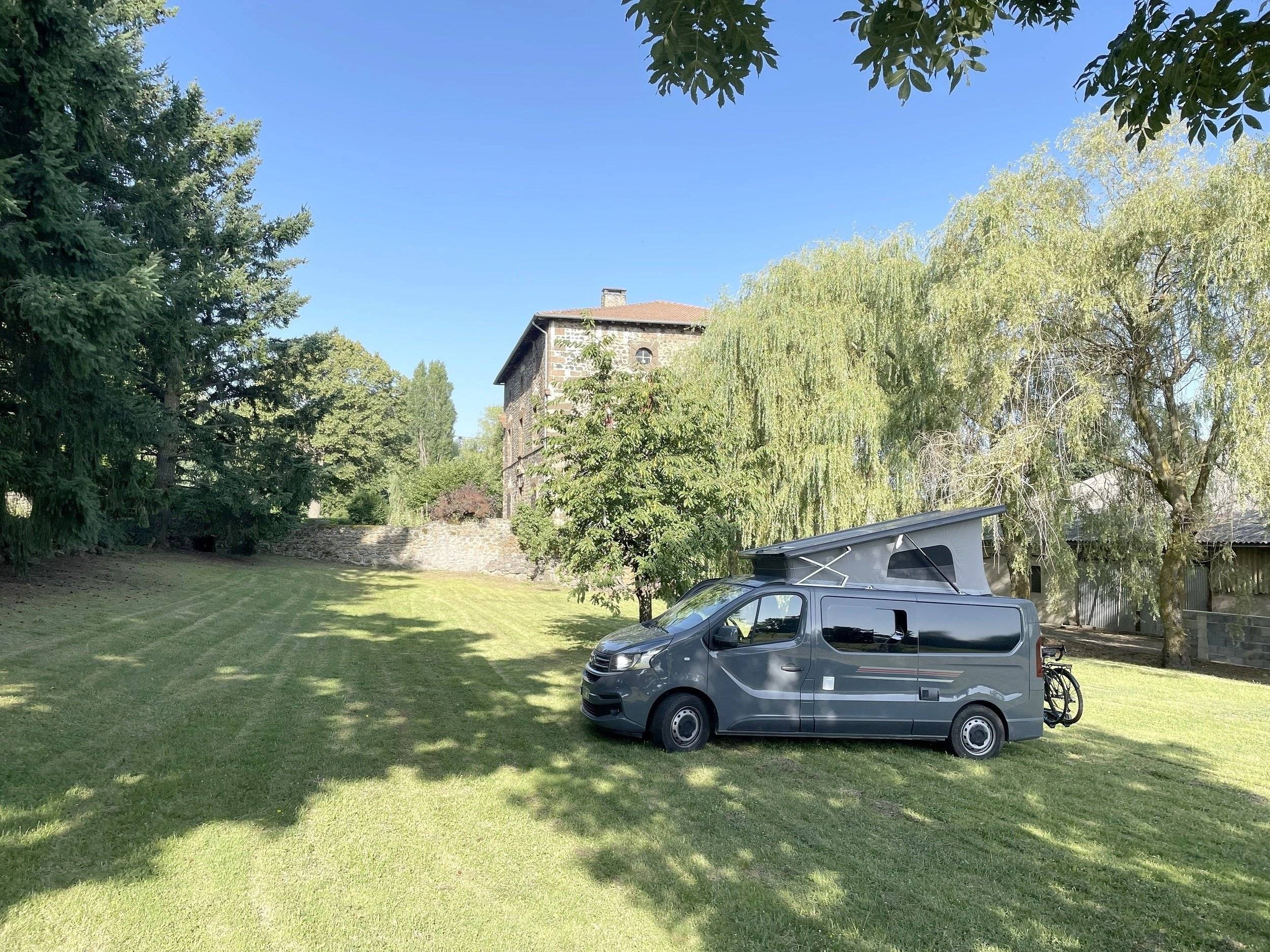 Ansicht von hinten Fiat Talento - Yescapa