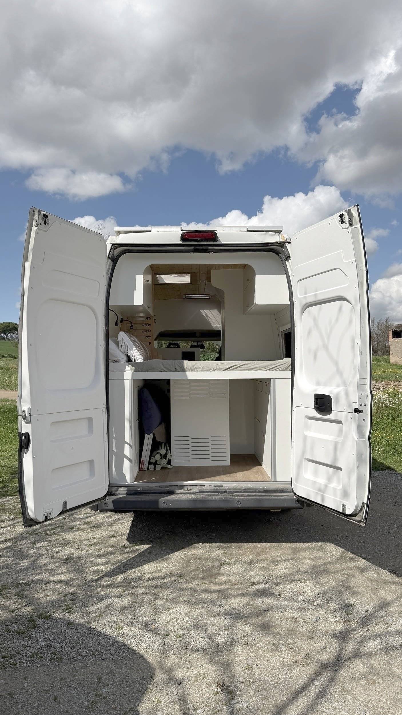 Camper Track DUCATO CAMPER VAN