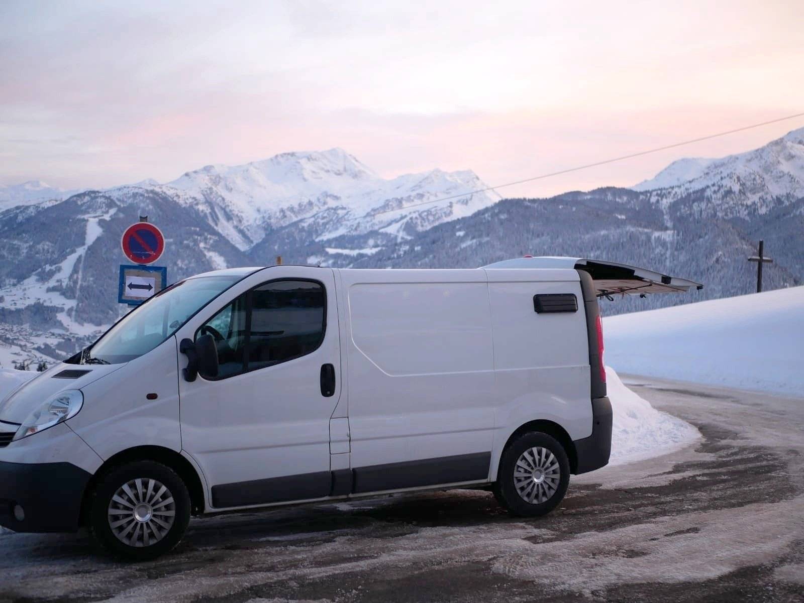 Opel Vivaro 115ch