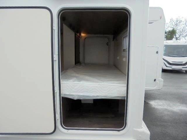 CONTINENTAL CAPUCHINA 