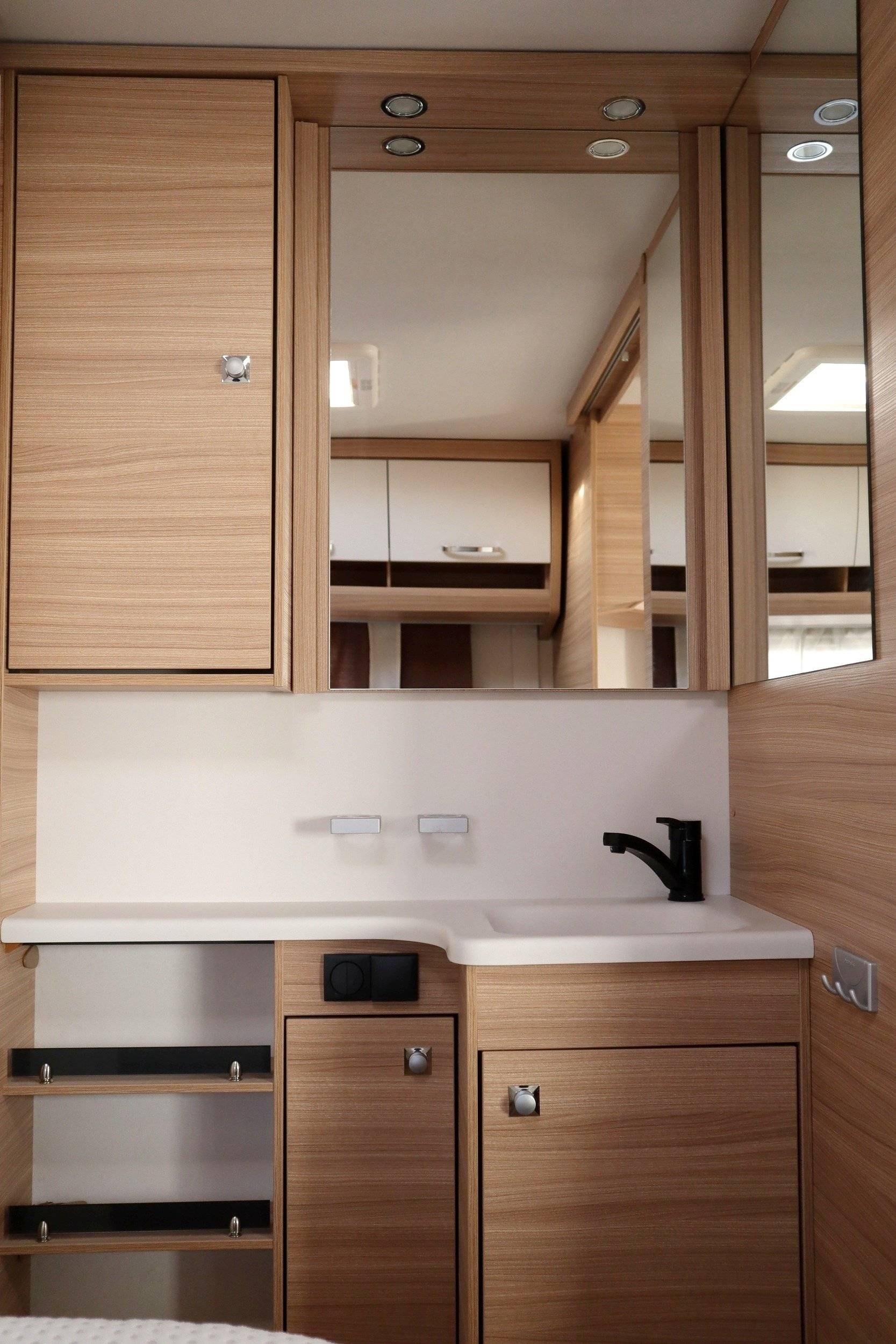 Dethleffs Camper 560 FMK