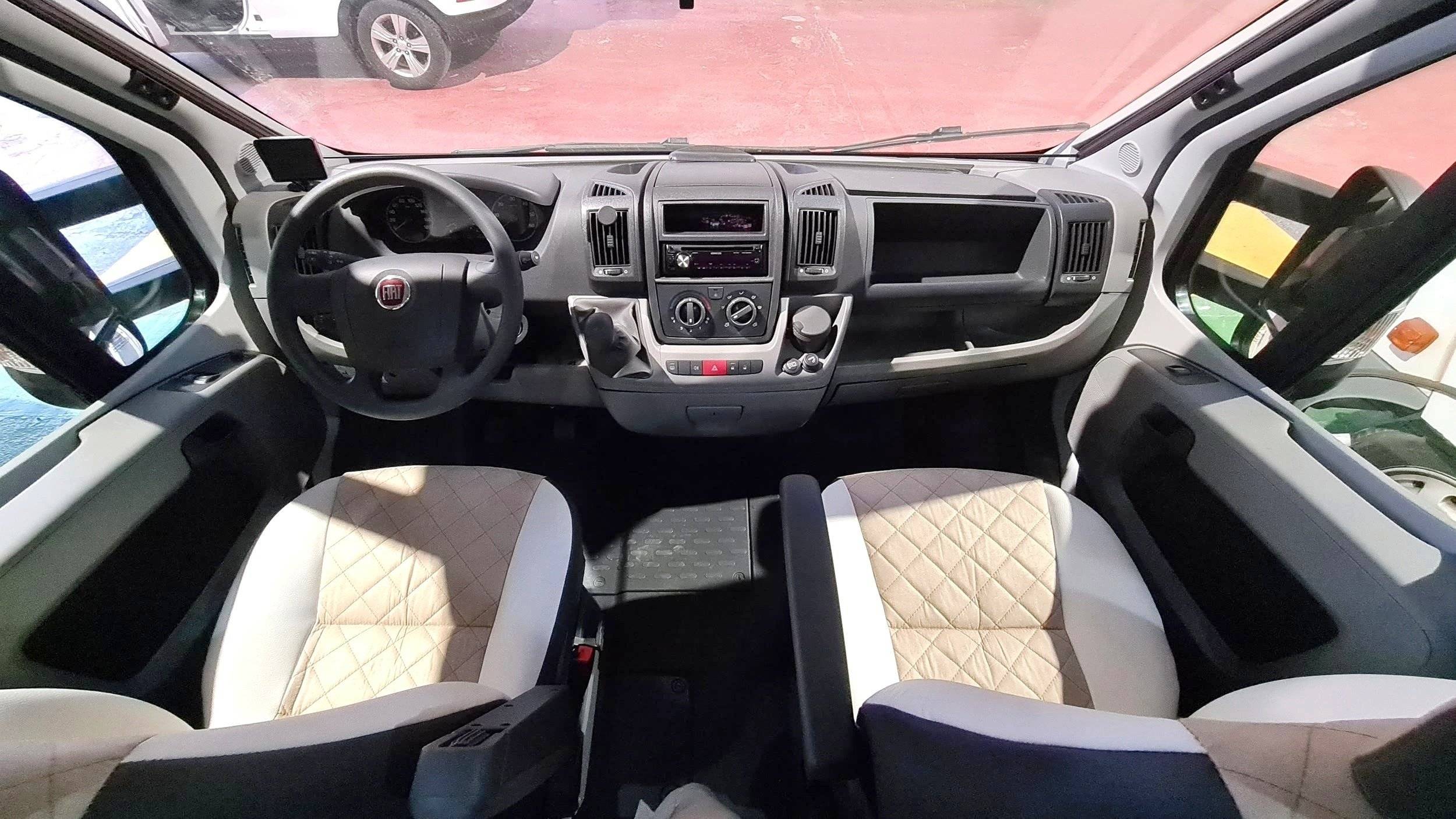 Pilote P736  aventura