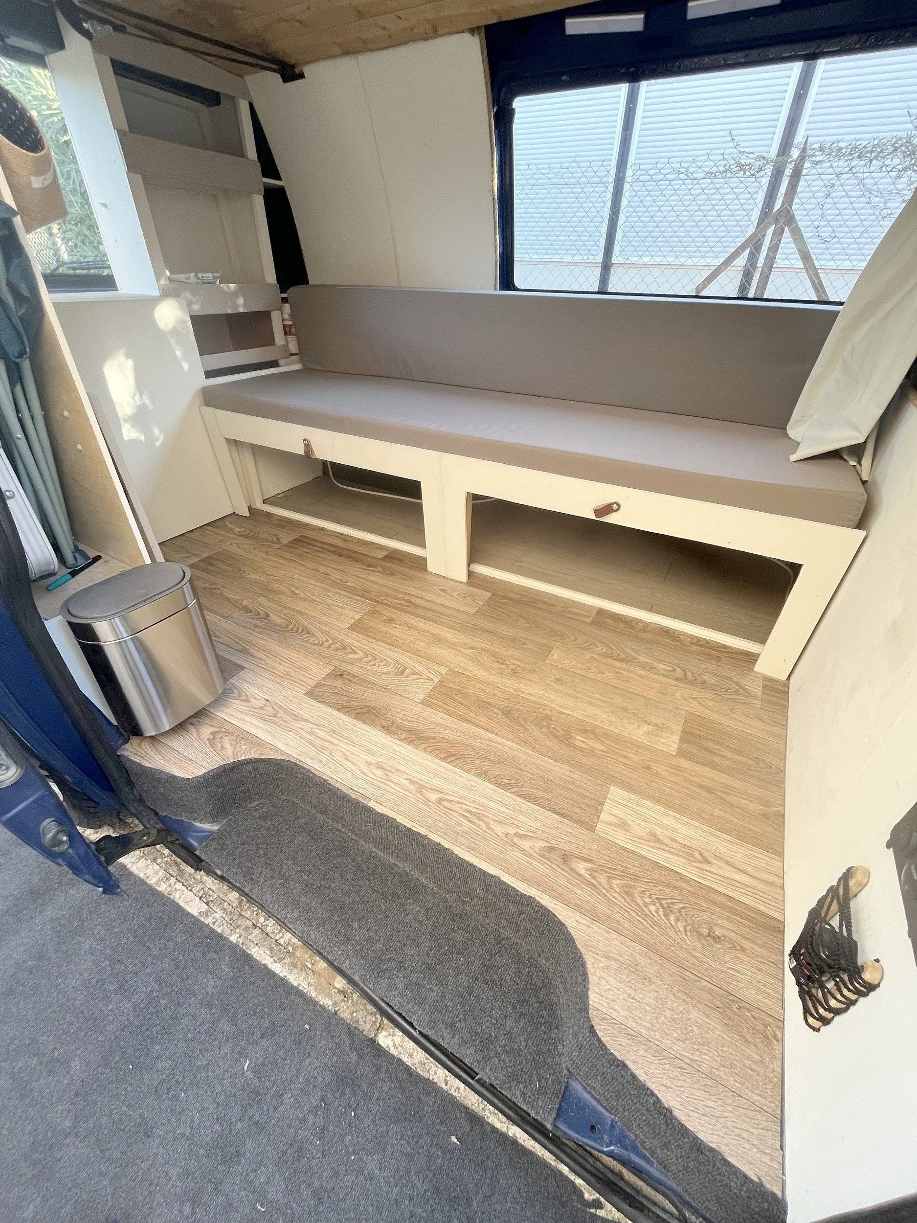 Dormidas Volkswagen 2,5l TDI - Yescapa