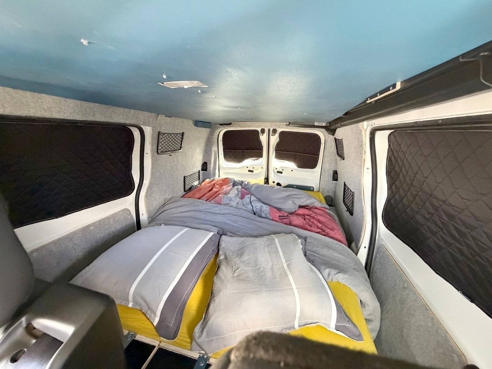 WAKEUP CAMPERVANS Expert III