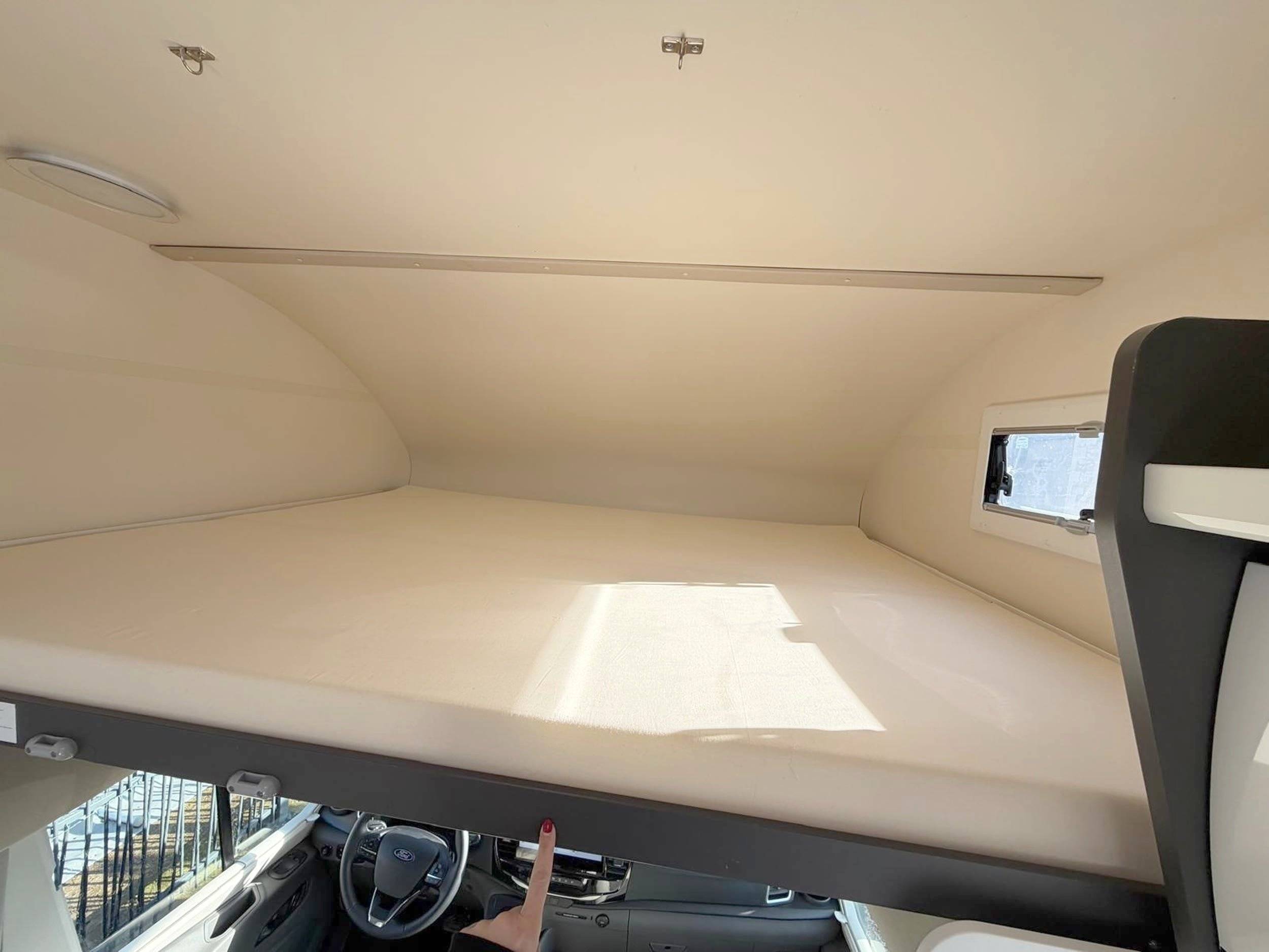 llits Ford Transit 2,0 l 170 ch AUTOMATIC - Yescapa