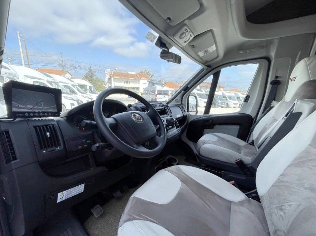 Pilote P716 P Essentiel