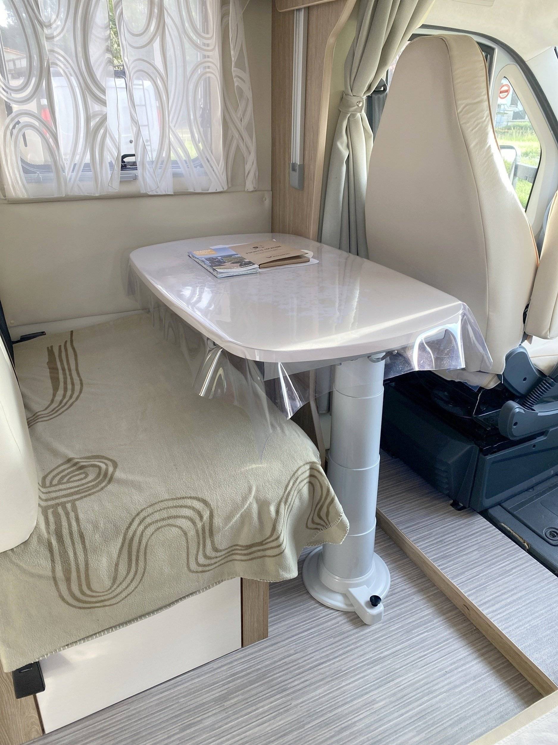 Bavaria 2,3 l 130 ch.