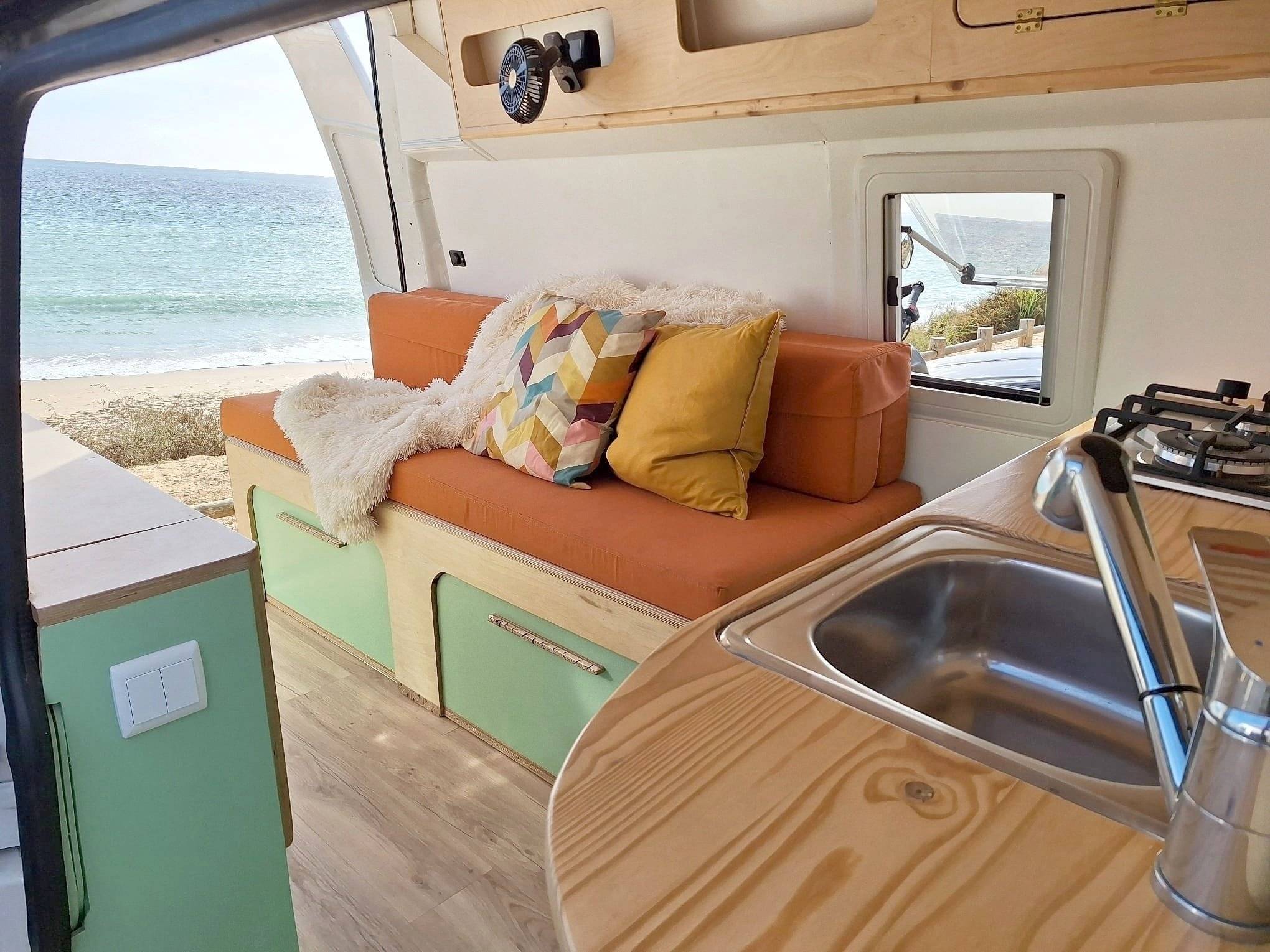 eu Volkswagen Transporter T6 TDI BM long