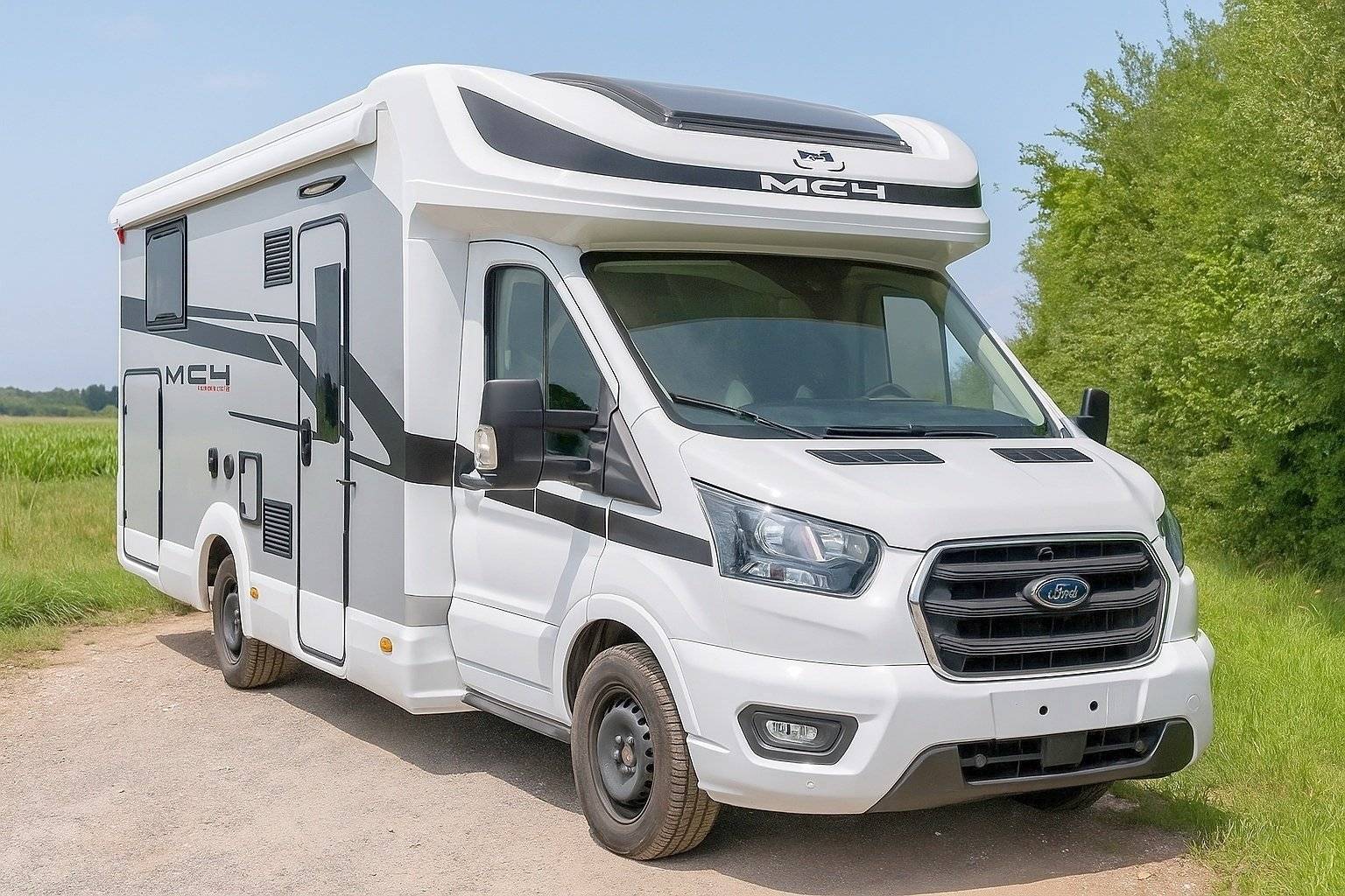 Vista de 3/4 Ford Ford - Yescapa