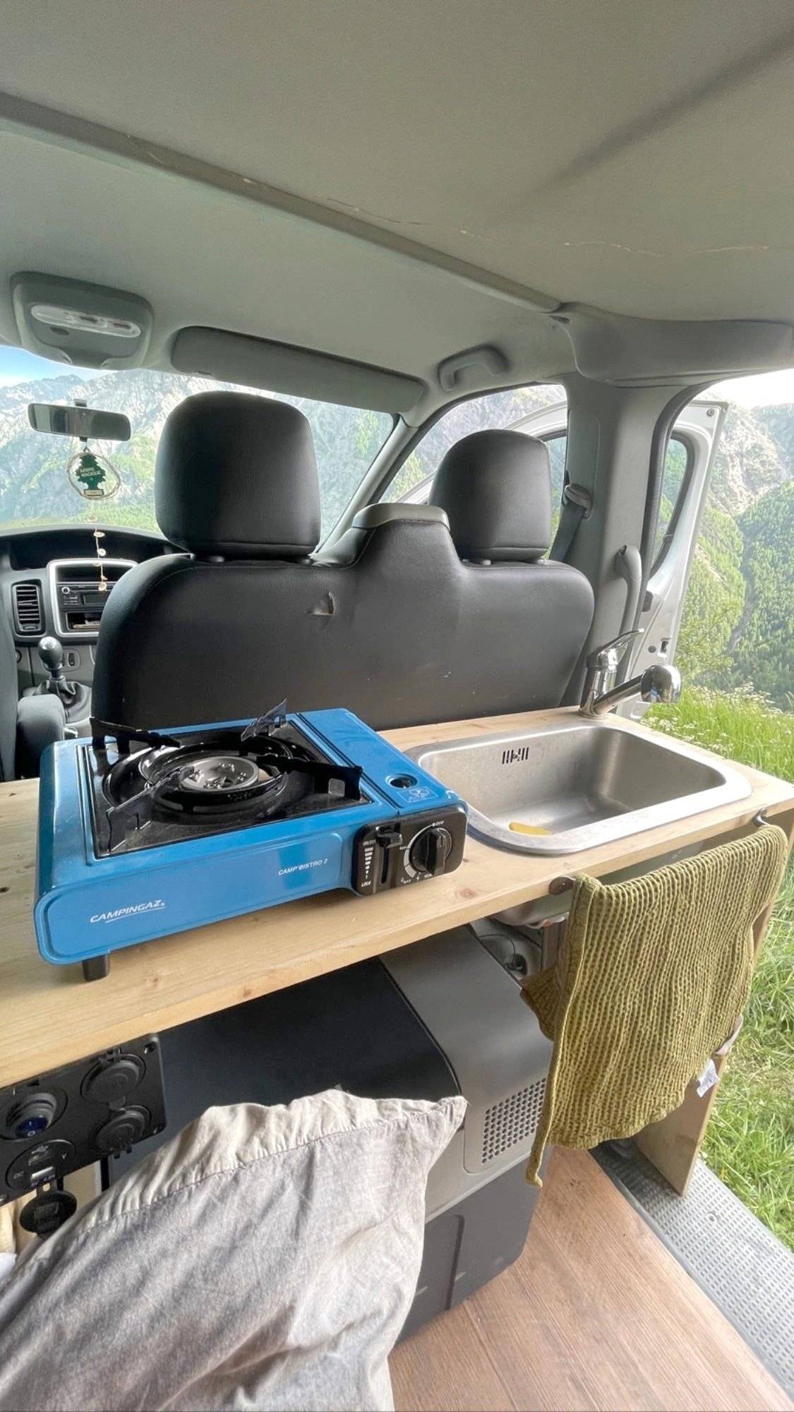 Kitchenette Renault - Yescapa