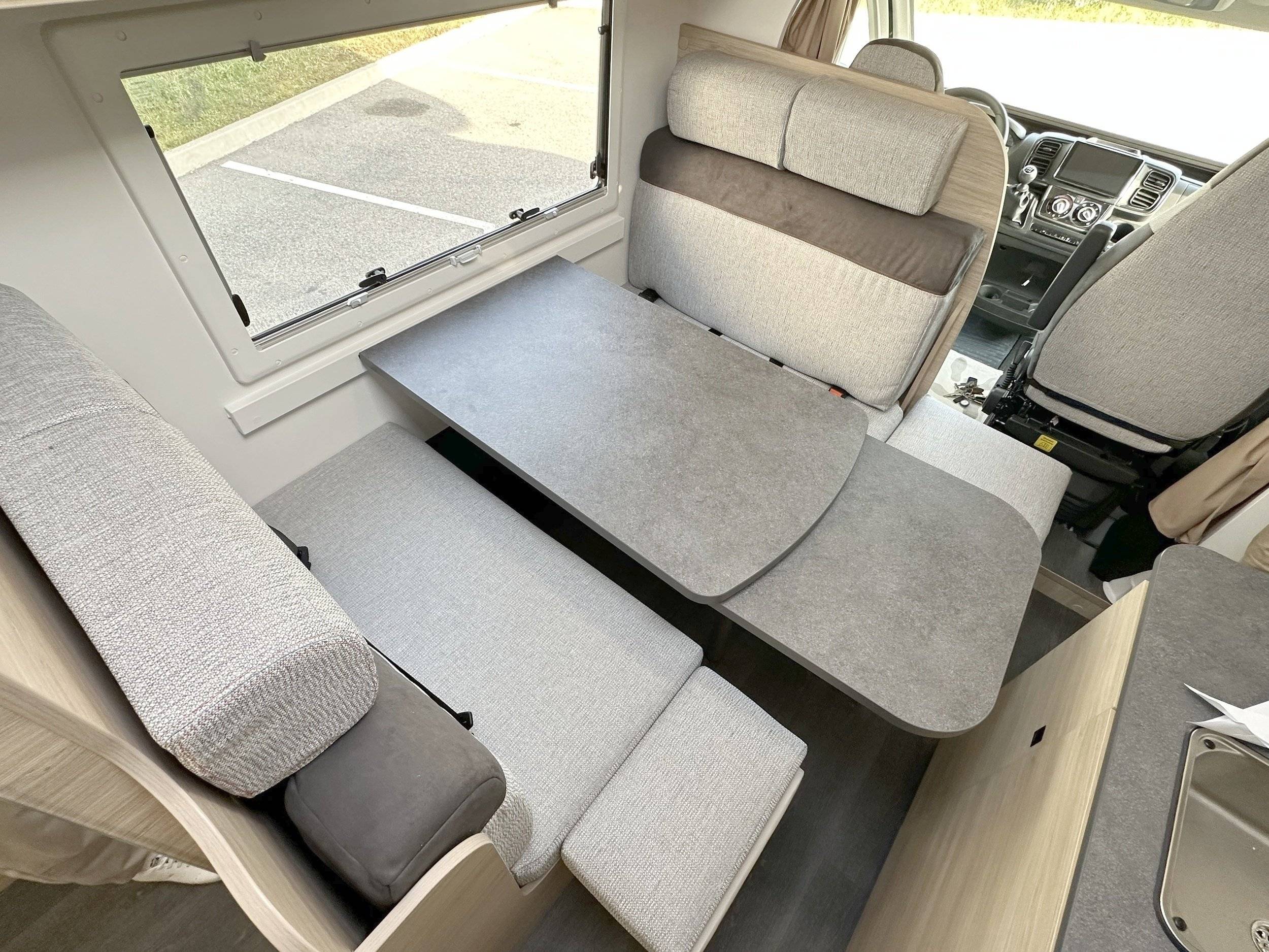 Chausson C727 FIRST LINE