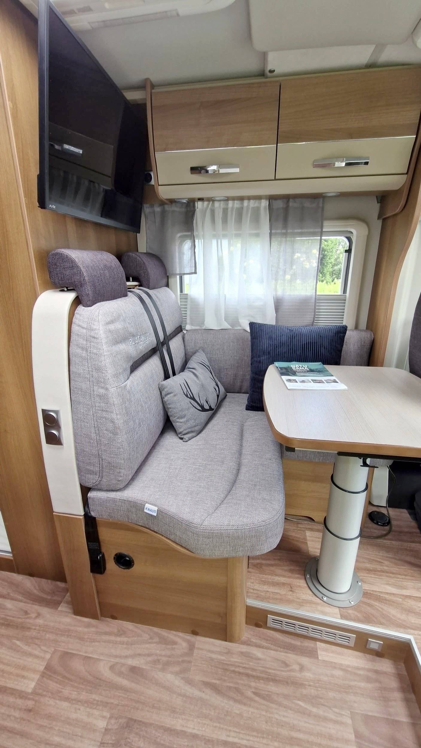 Knaus Van Ti 650 Meg Platinum Selection