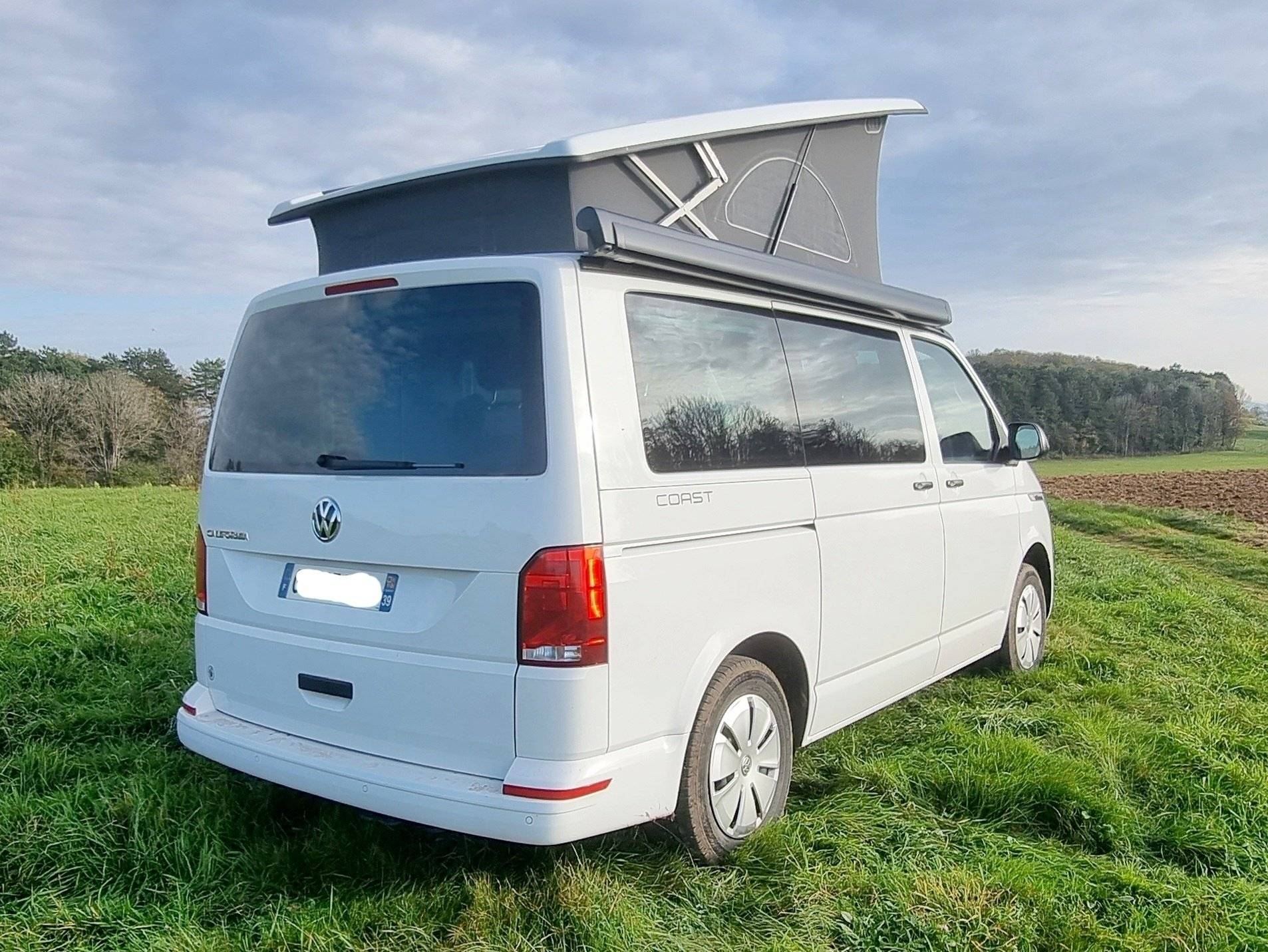 Volkswagen Volkswagen T6.1 California Coast