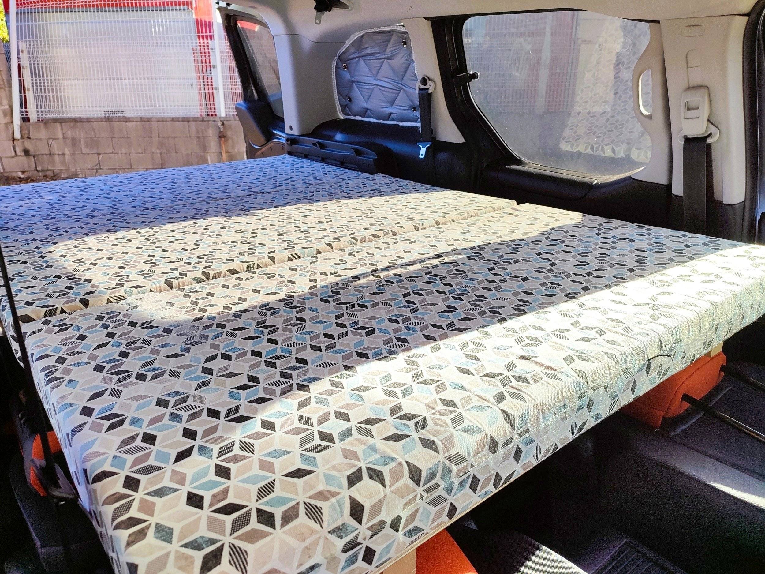 Cityvan Cityvan Court Confort Toit Relevable