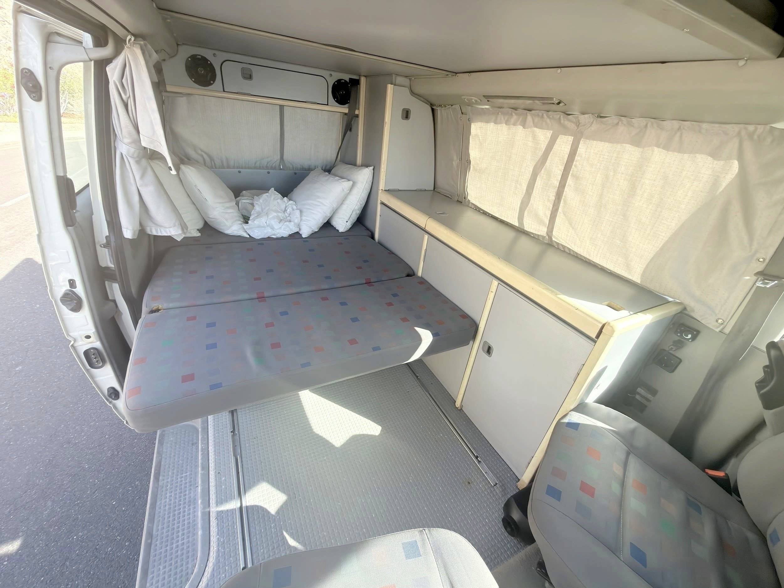 Couchages Volkswagen T4 California Coach - Yescapa