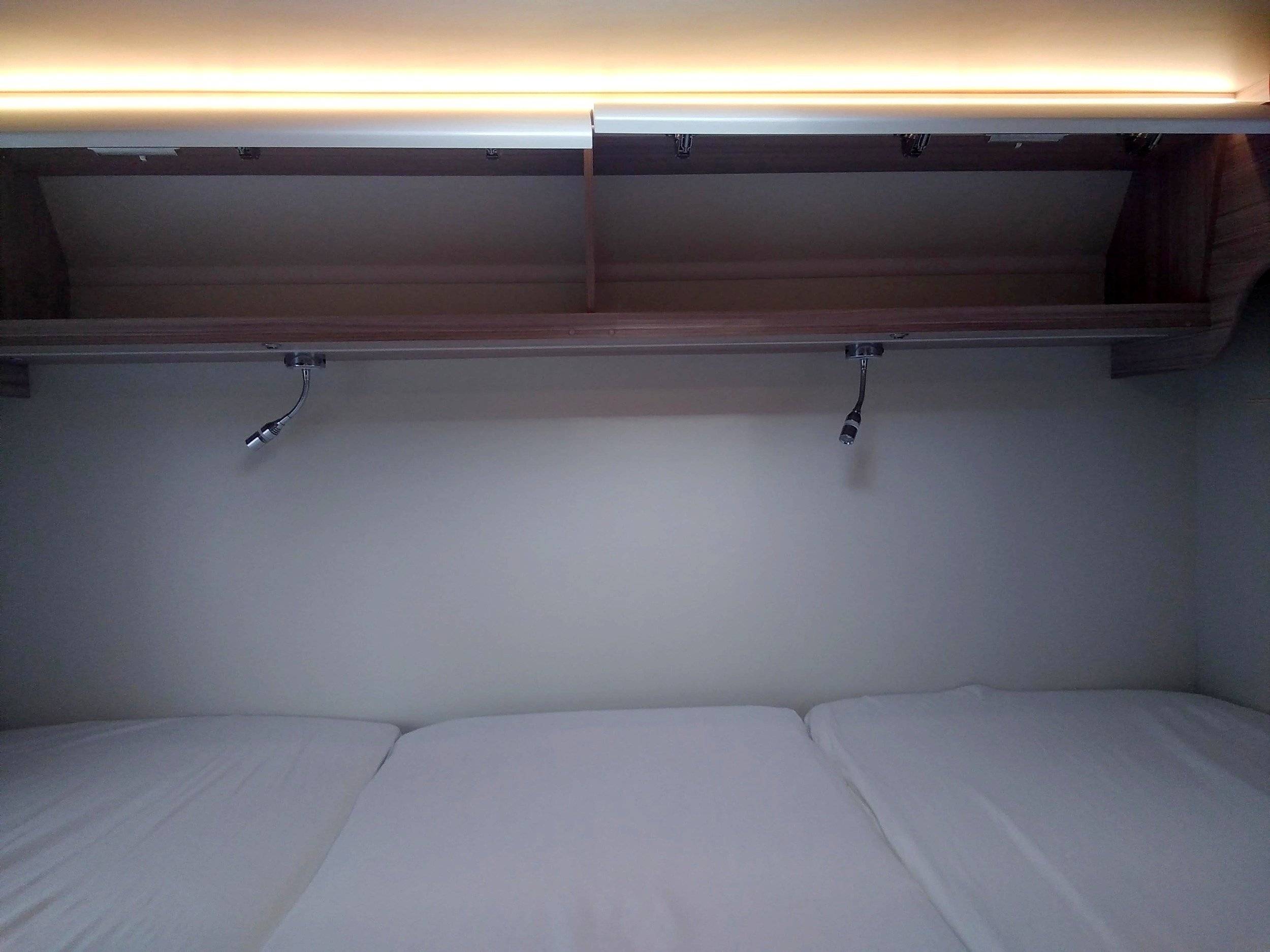 Ahorn 690 T Nee Face Edition