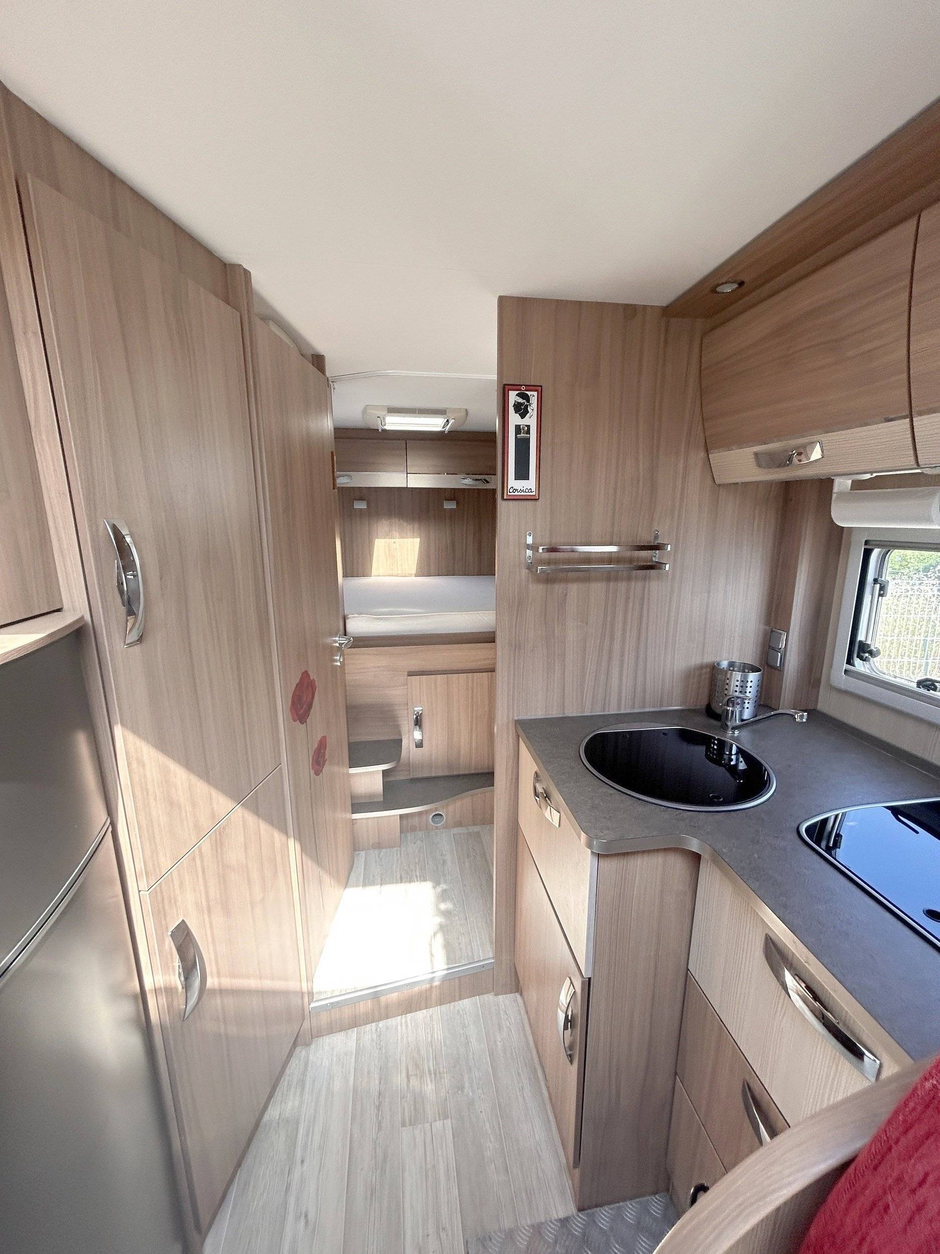Angolo cucina Fiat 2,3 l 130 ch. - Yescapa