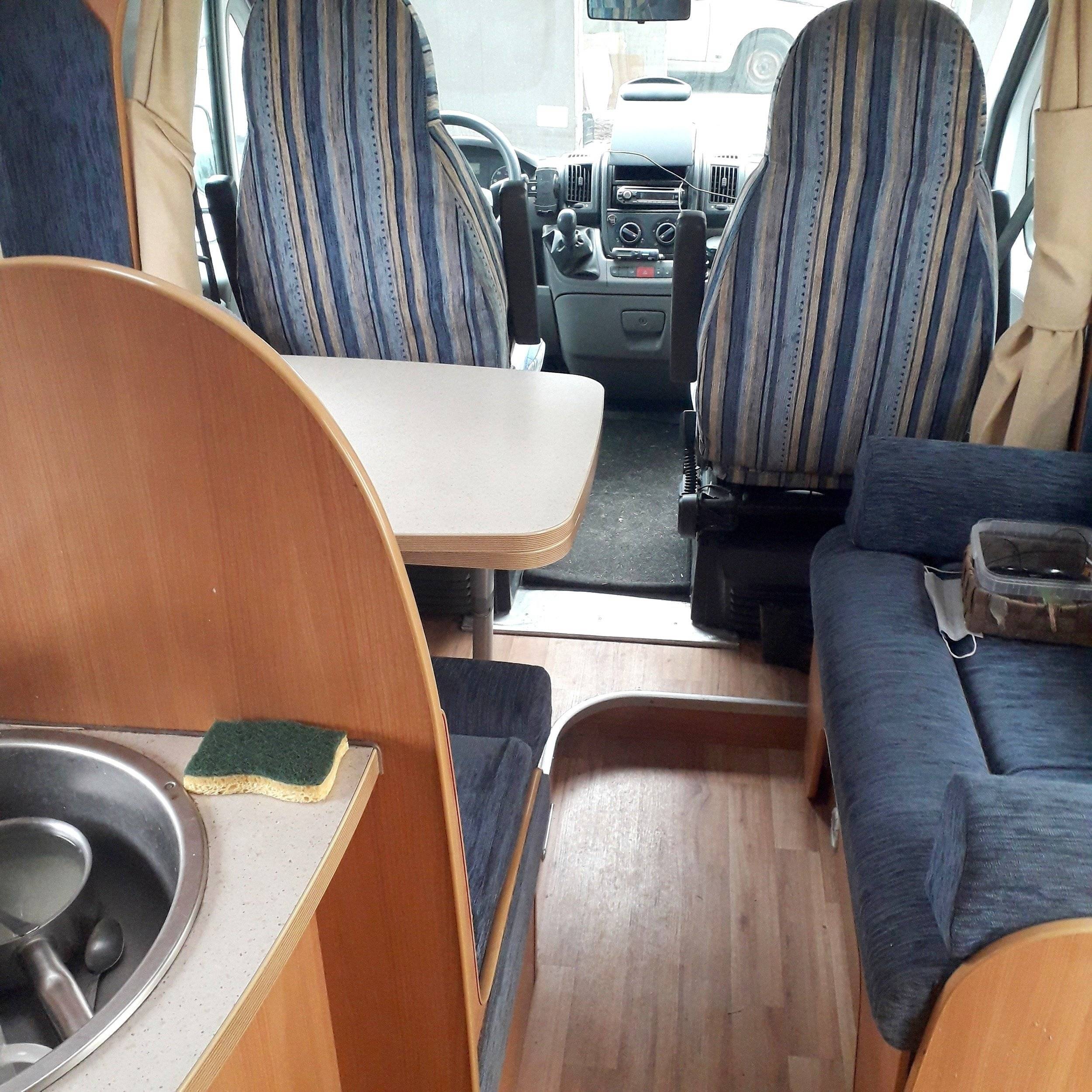 Dinette Fiat Fiat ducato - Yescapa