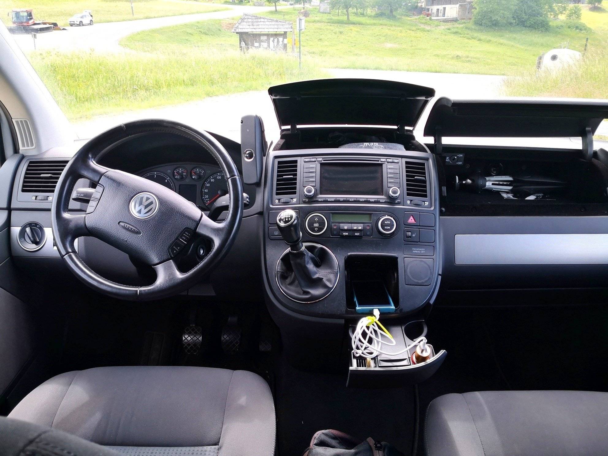 Volkswagen T5 2,5 l 130 ch