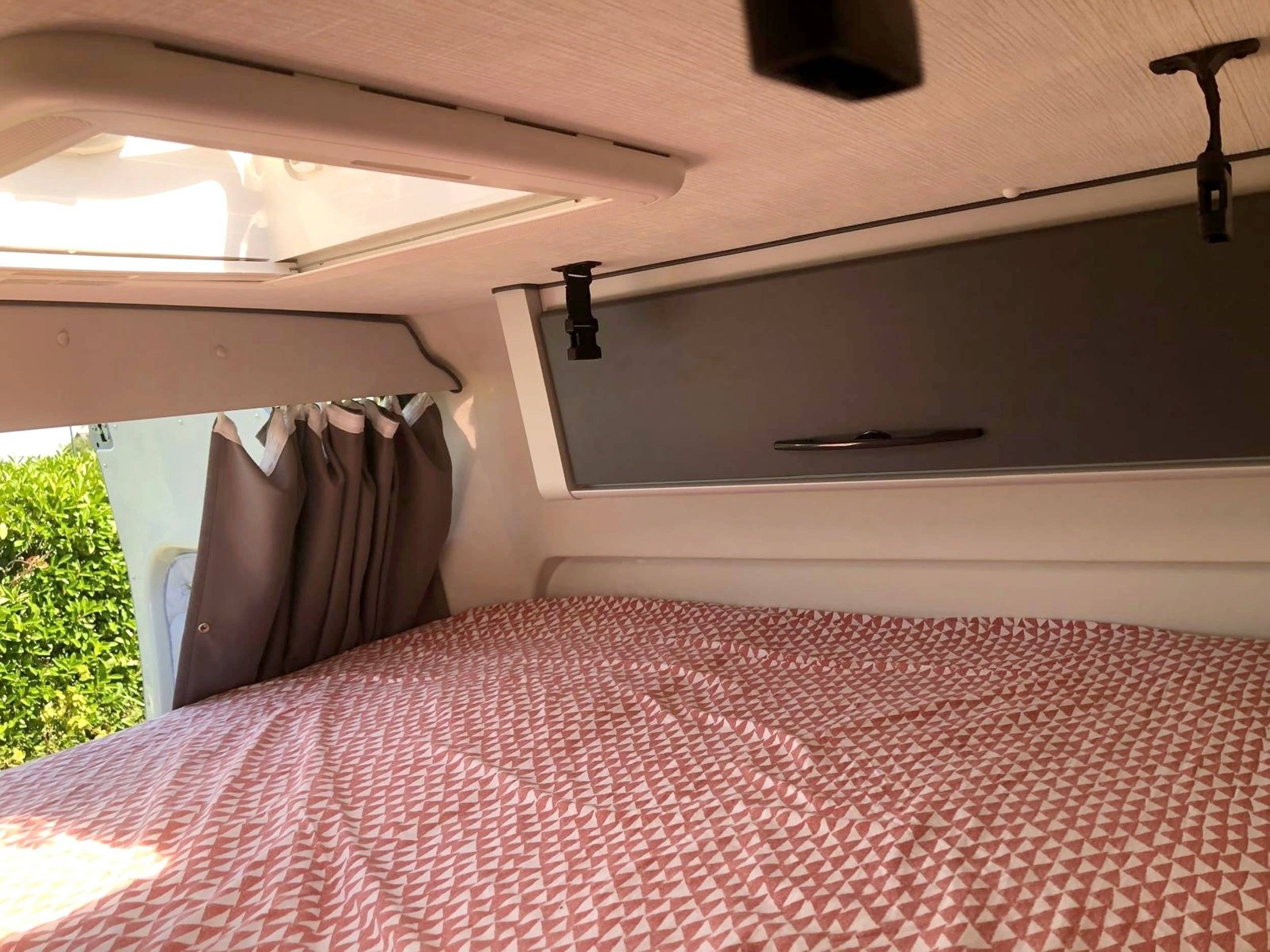 Schlafplätze Fiat Ducato 2,3 l 130 ch - Yescapa