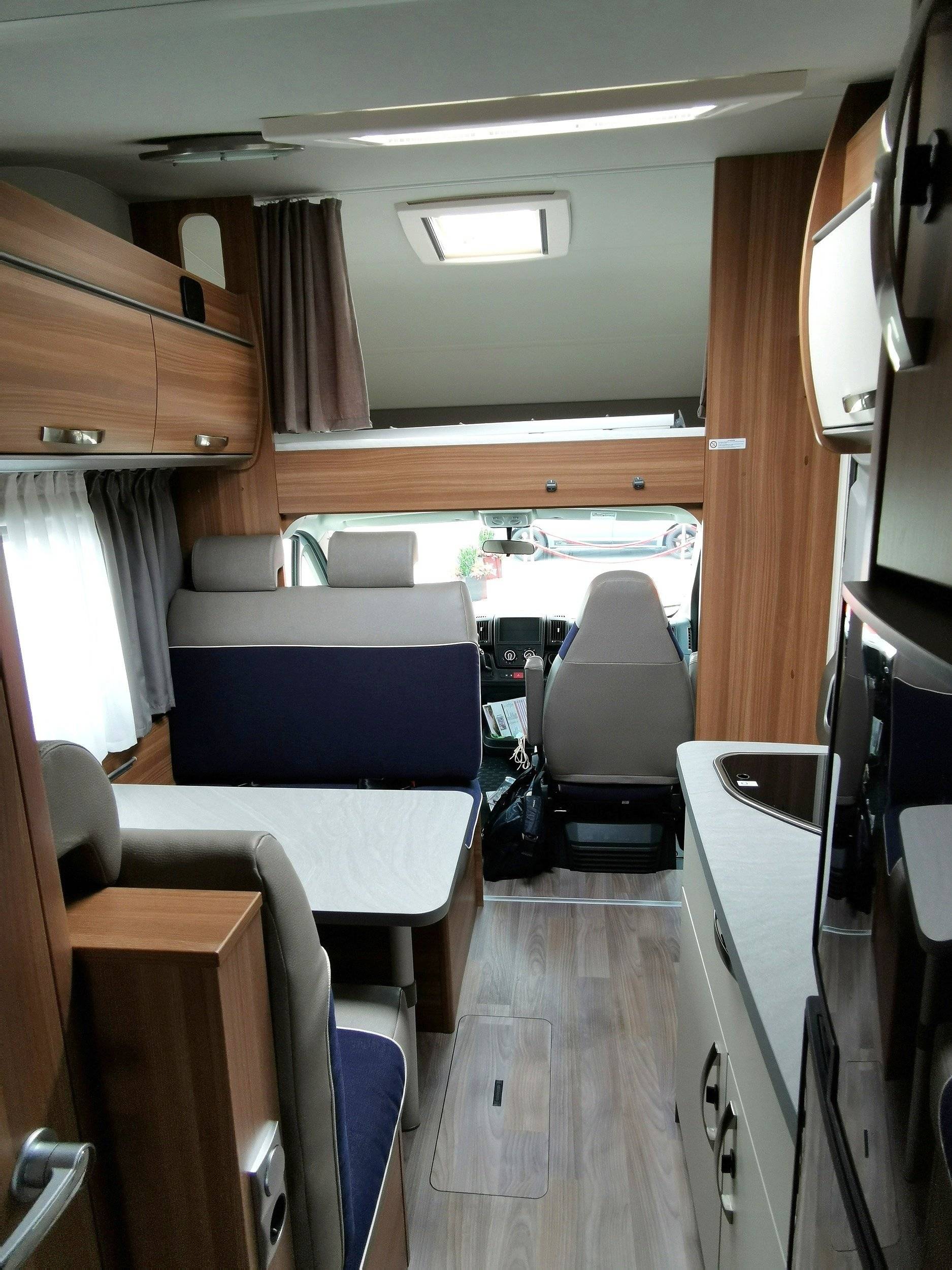 Weinsberg Carahome 600 DKG