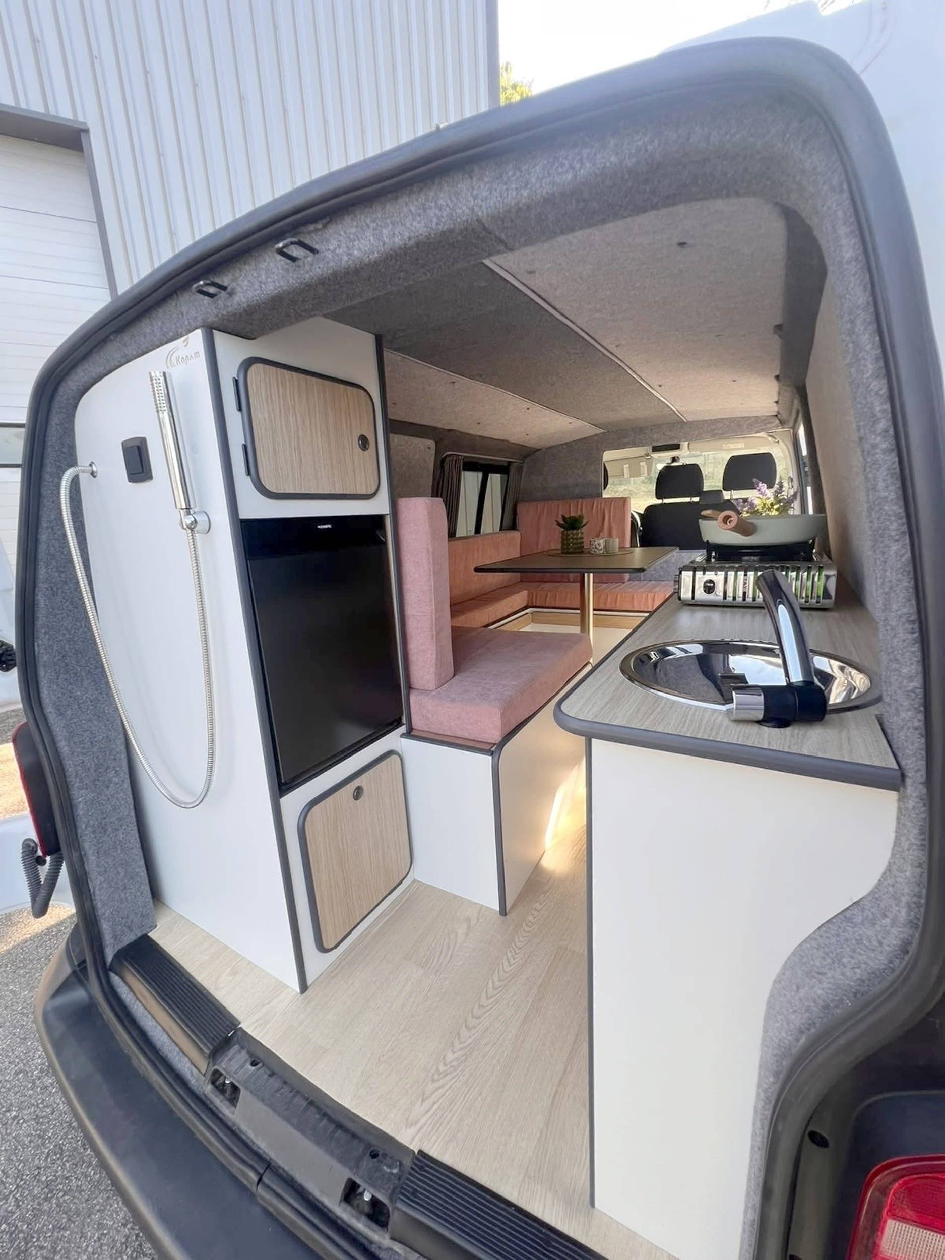 Volkswagen Van