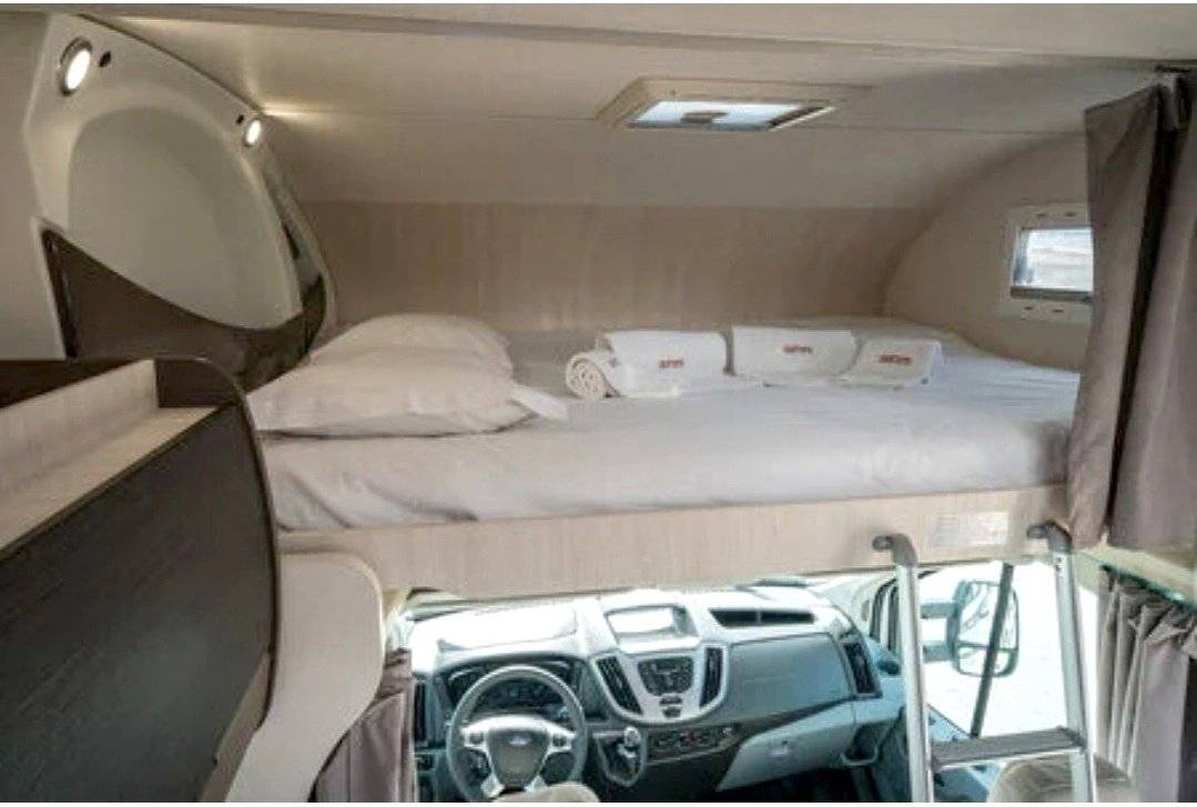 llits Ford Transit 2,0 l 170 ch - Yescapa