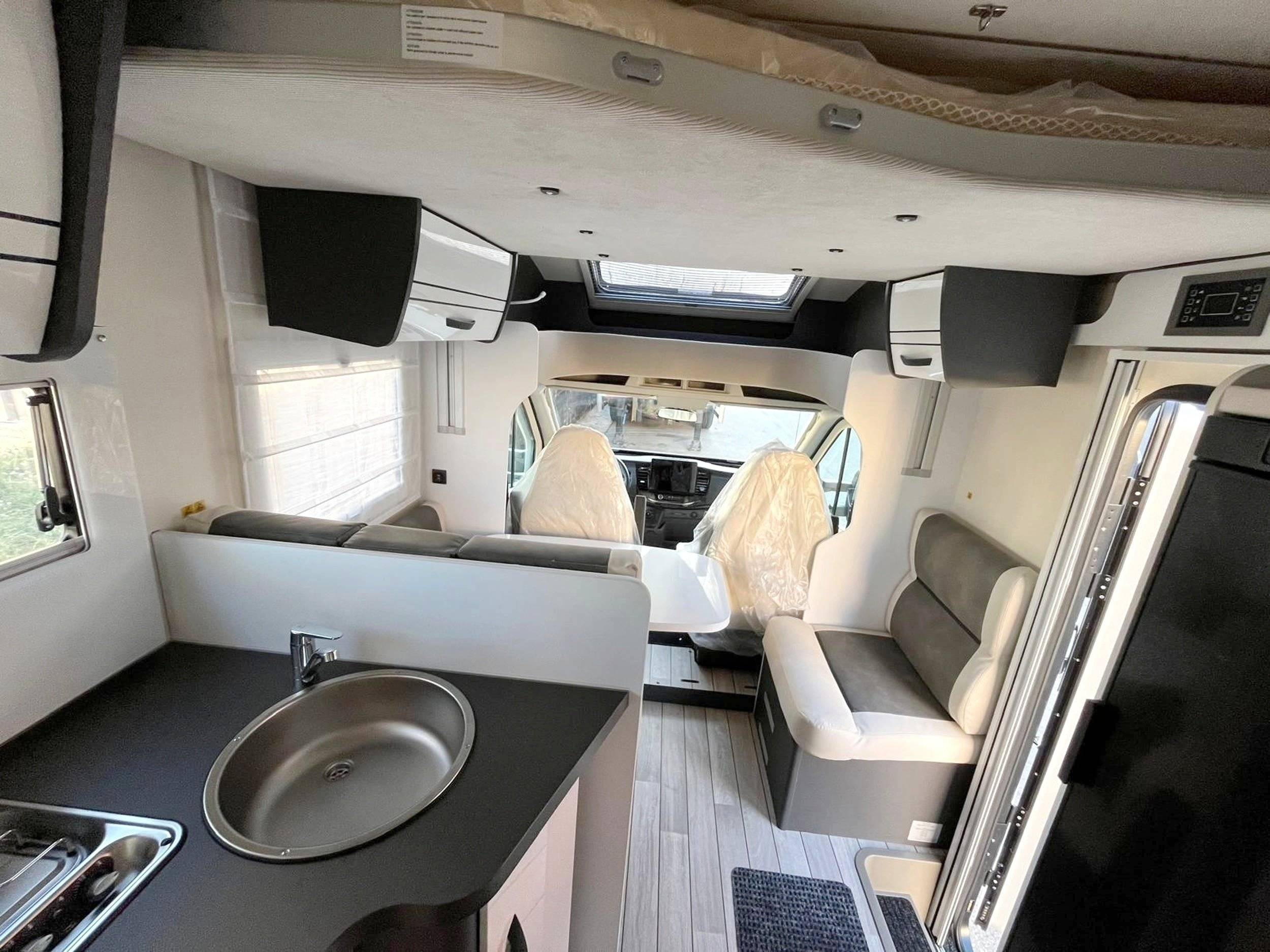 Comedor Ford Transit 2,0 l 170 ch - Yescapa