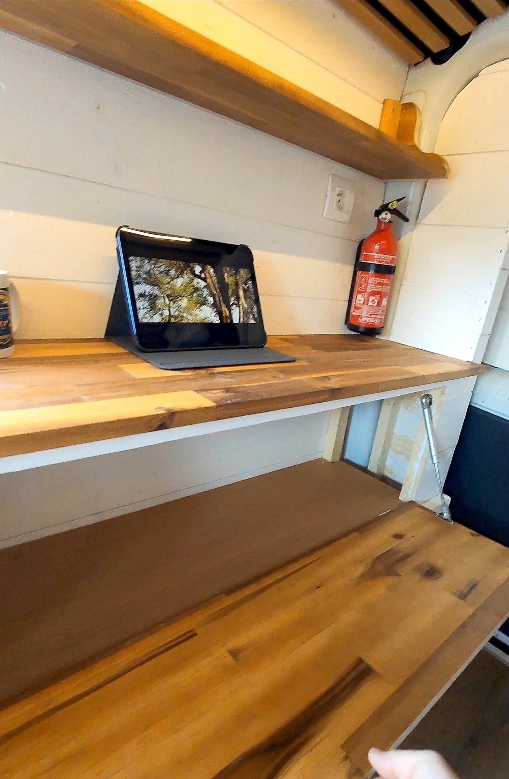 Coin repas Renault Trafic - Yescapa