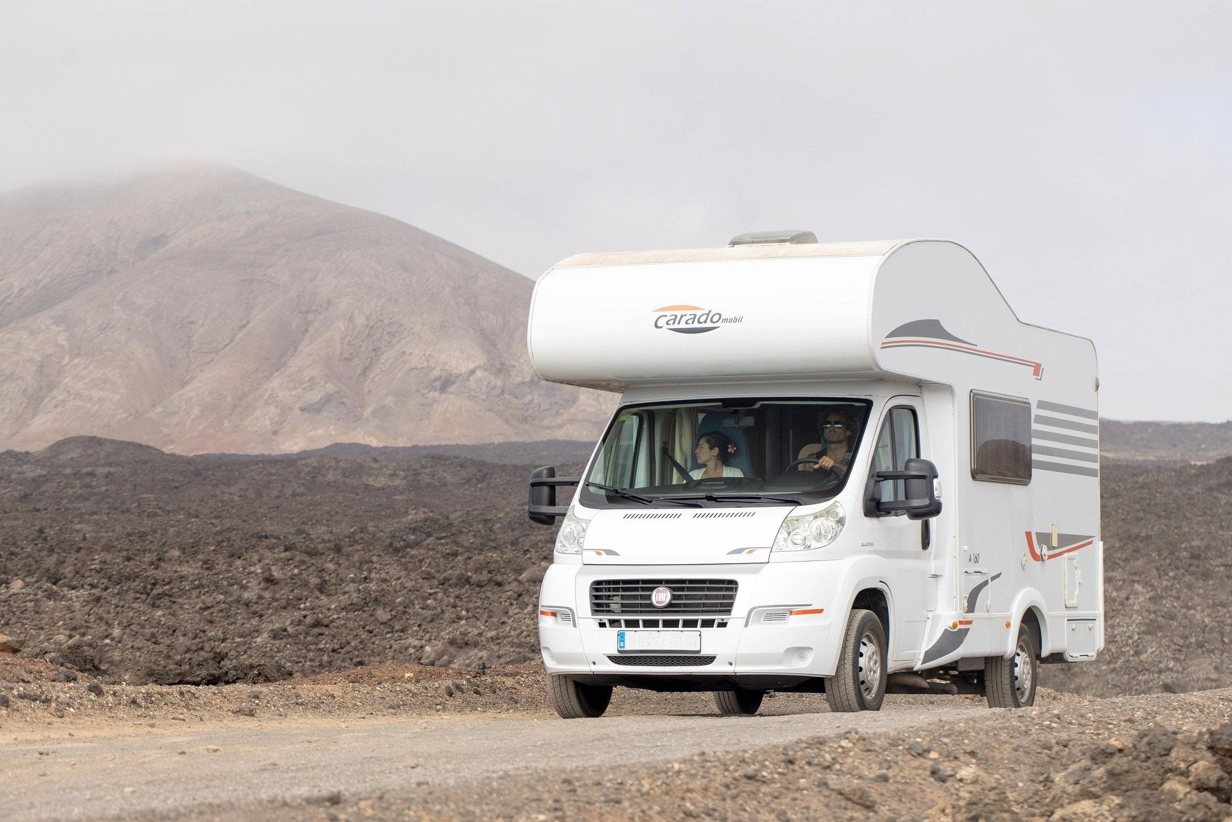 Front view from 3/4 Fiat - Yescapa